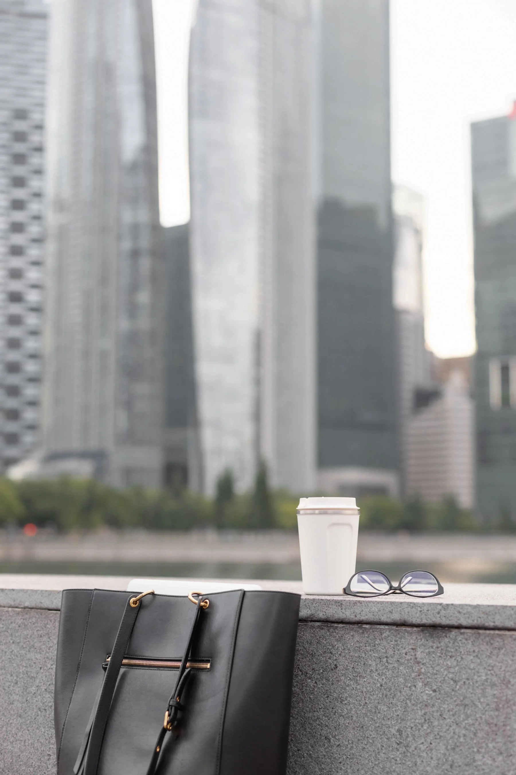 THE POWER OF CLARITY: HOW ORGANIZATIONAL TRANSPARENCY BUILDS TRUST AND DRIVES PERFORMANCE