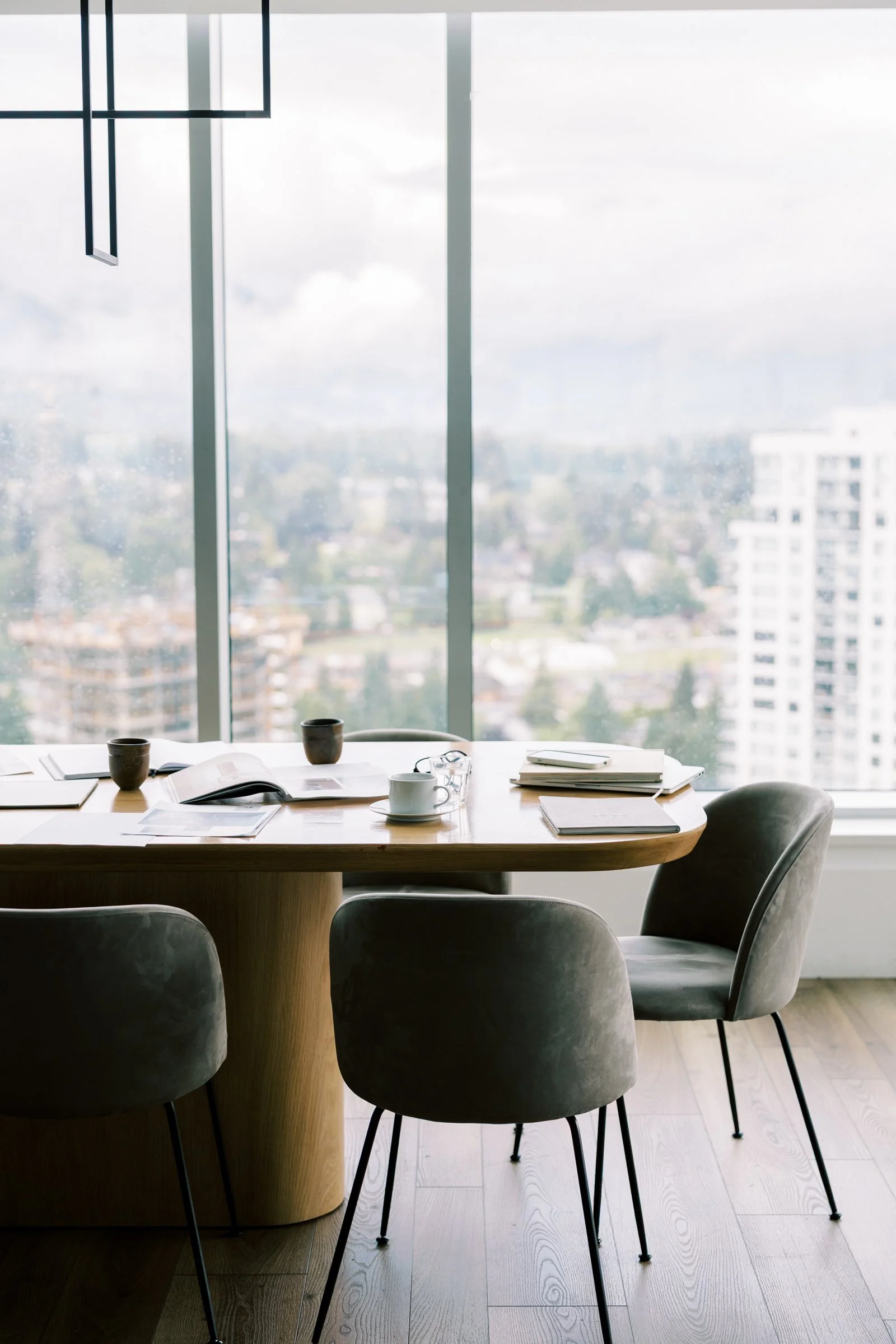 THE POWER OF CLARITY: HOW ORGANIZATIONAL TRANSPARENCY BUILDS TRUST AND DRIVES PERFORMANCE