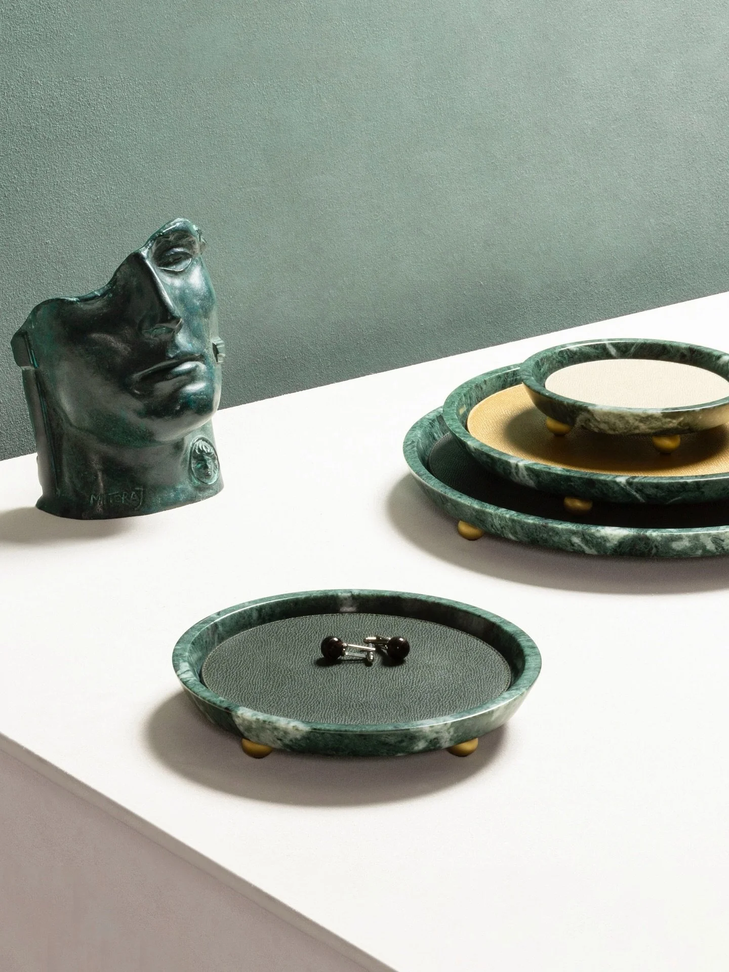 Where sculptural marble meets craftsmanship 🤎

The Monza trays bring together smooth stone, rounded metal feet, and a removable leather placemat &mdash; a harmonious blend of textures designed for the Art of Refined Living.

Choose your expression:
