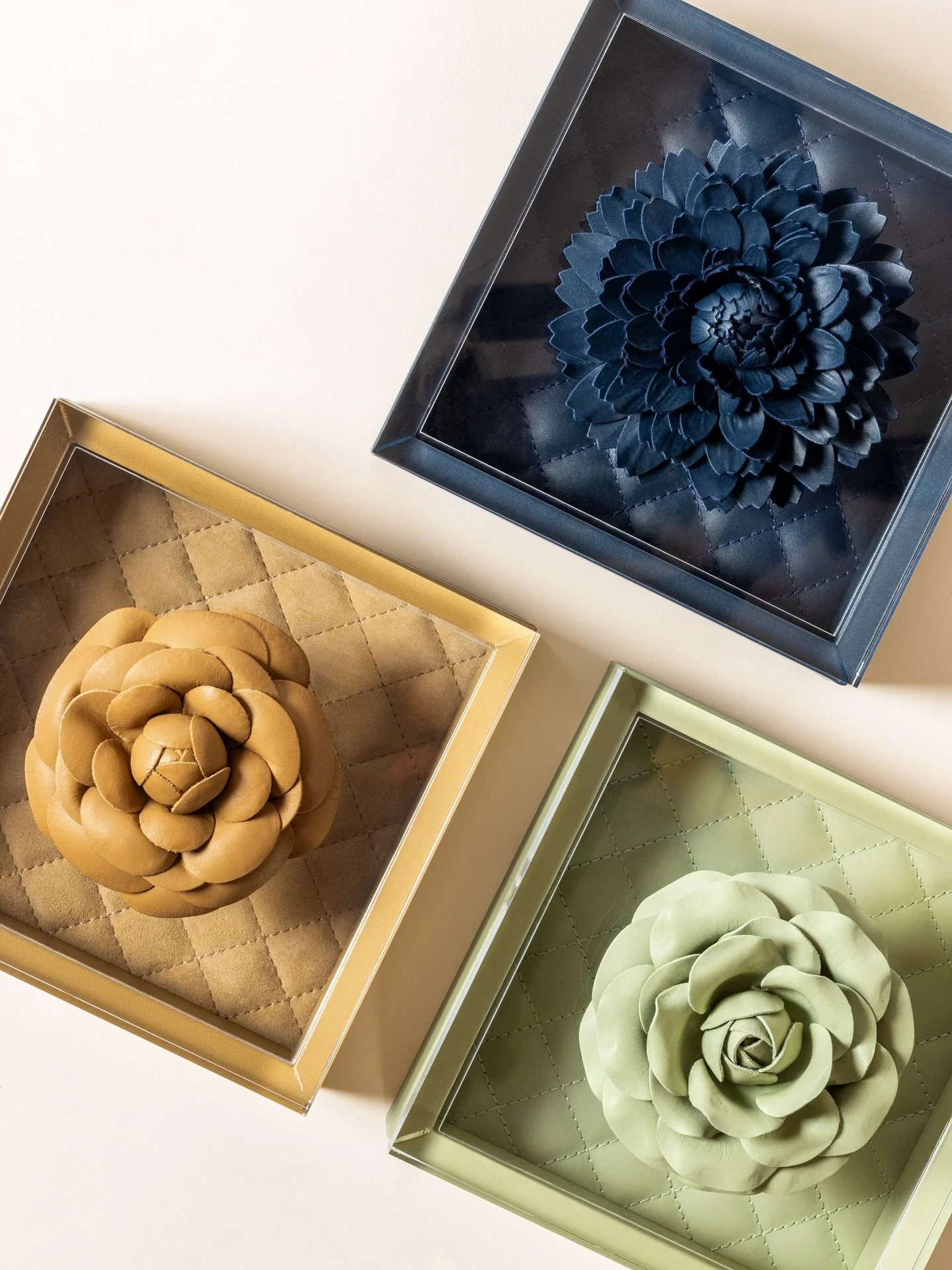 &Sigma;&chi;&epsilon;&delta;&iota;&alpha;&sigma;&mu;ό&sigmaf; &pi;&omicron;&upsilon; &phi;έ&rho;&nu;&epsilon;&iota; &tau;ά&xi;&eta; &mdash; &mu;&epsilon; &omicron;&mu;&omicron;&rho;&phi;&iota;ά 🤎

&Tau;&alpha; Rivi&egrave;re Fleur Dahlia Boxes &tau;