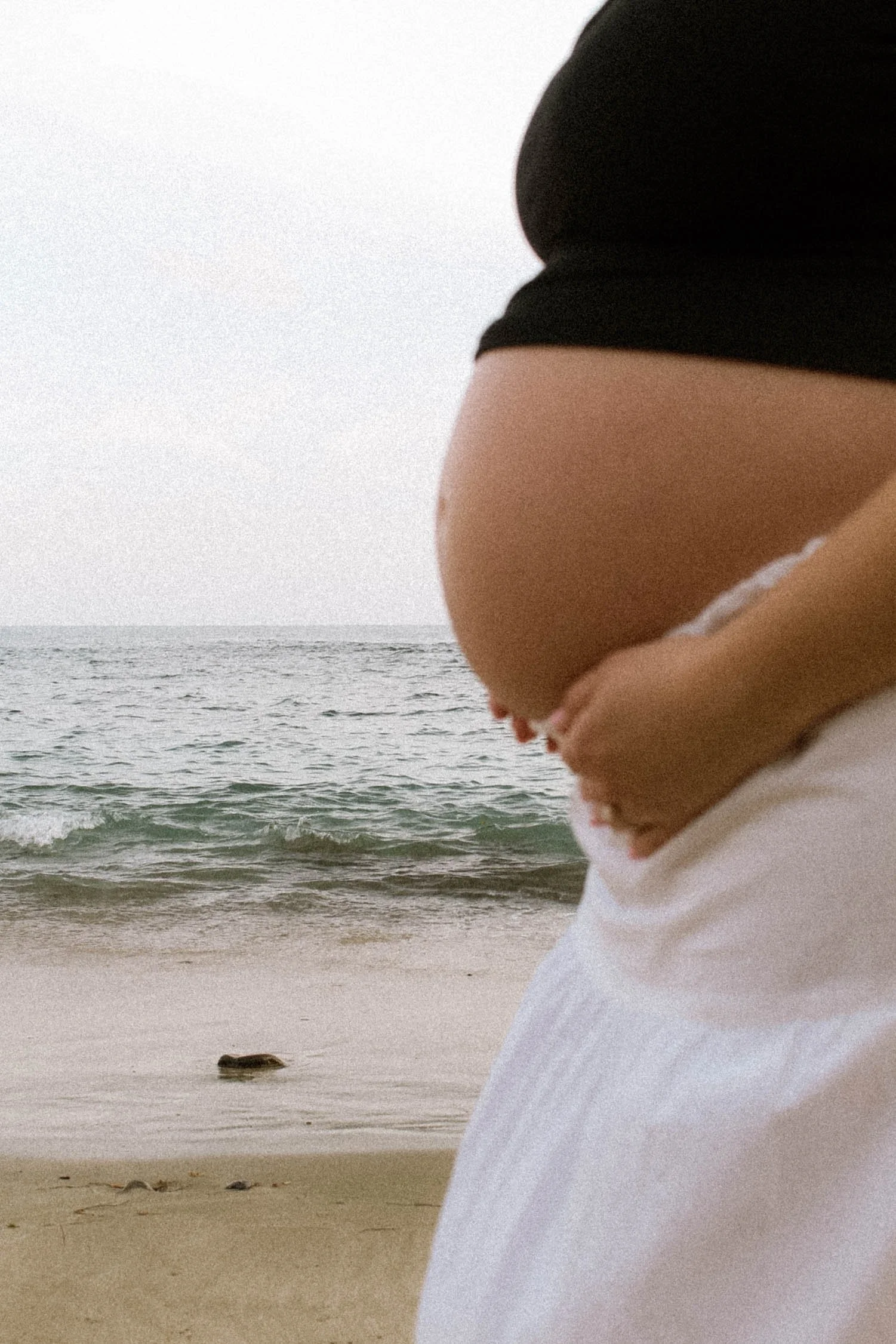 Julia&CalebMaternity-51.jpg