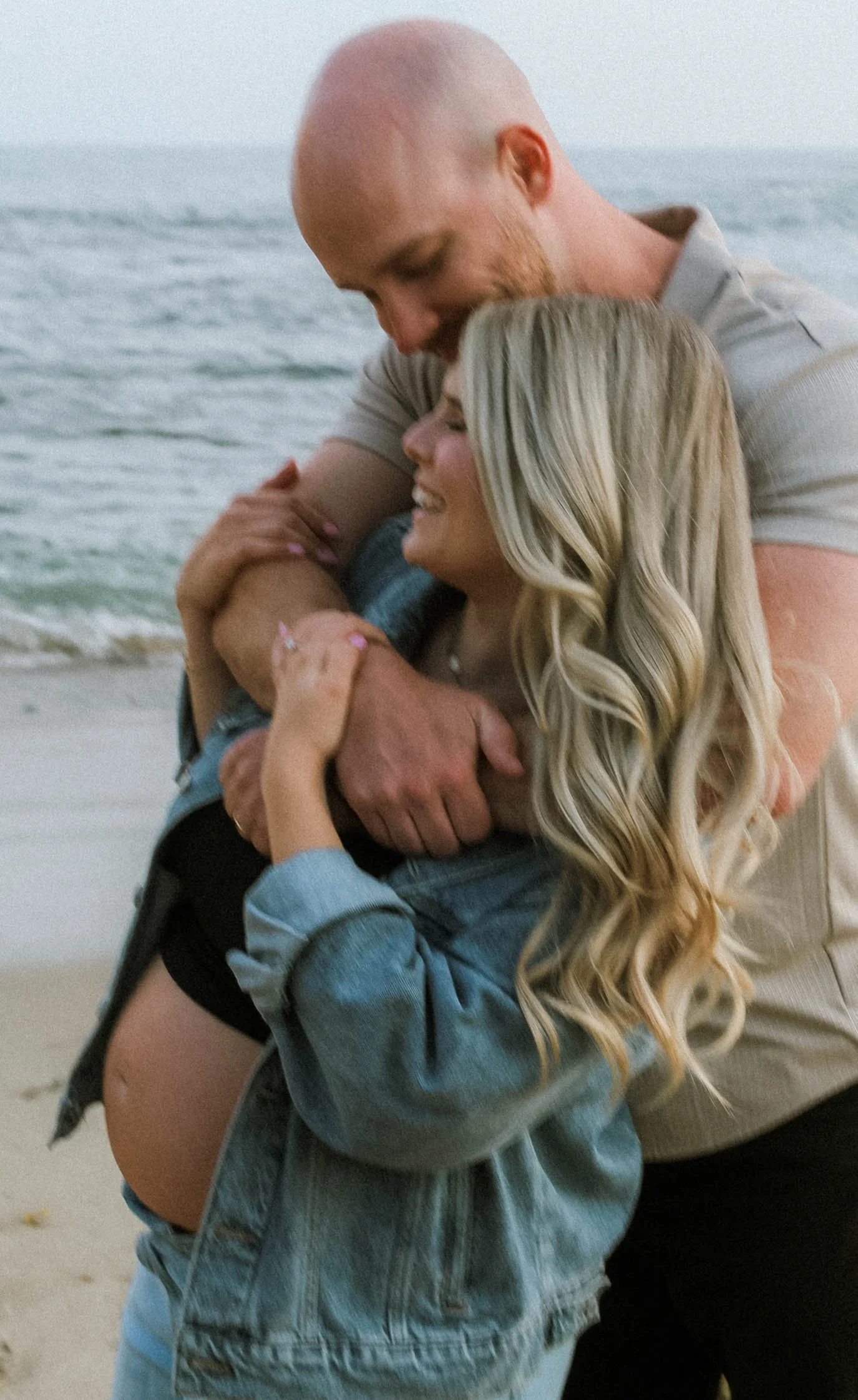 Julia&CalebMaternity-12.jpg