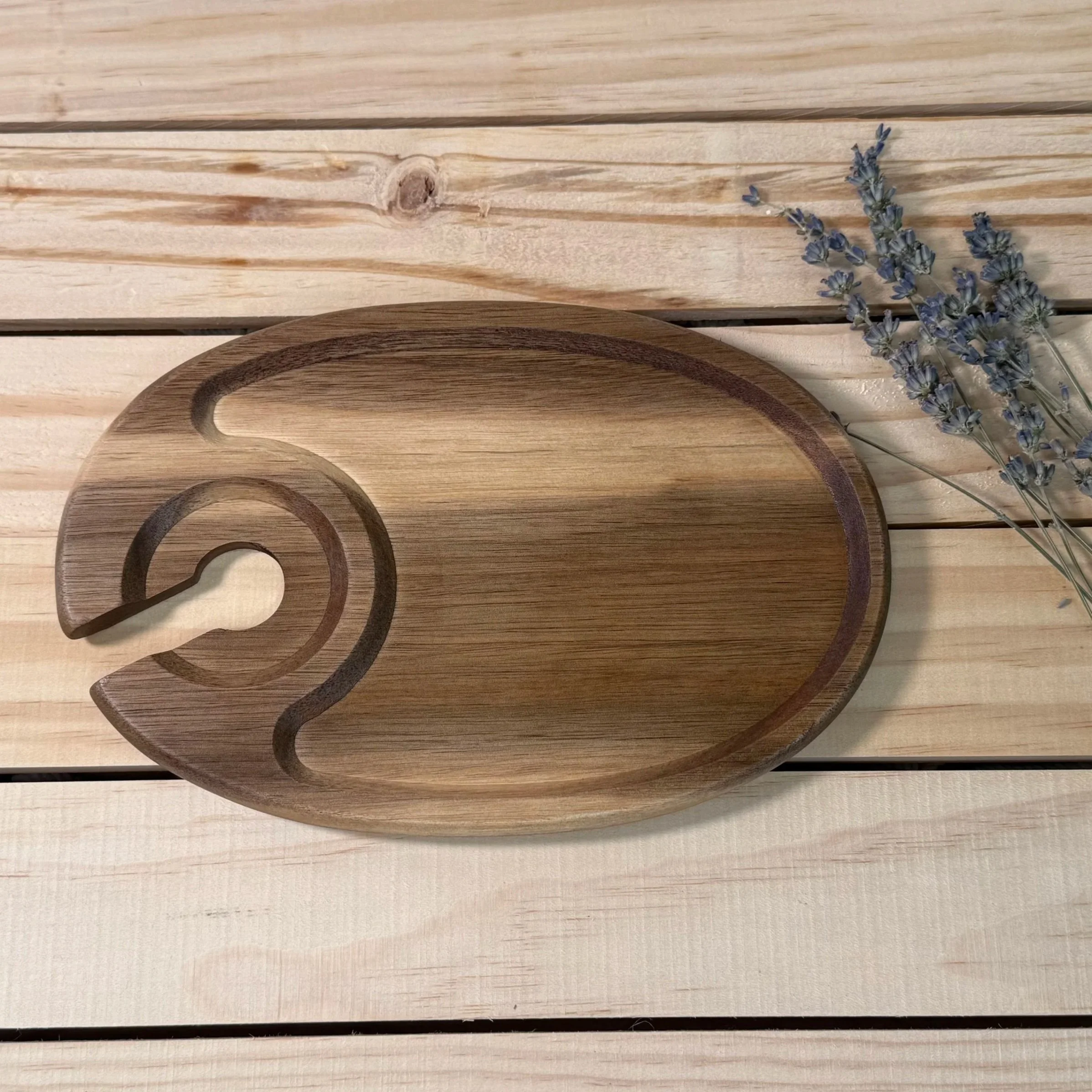 Customizable Wine & Appetizer Plate