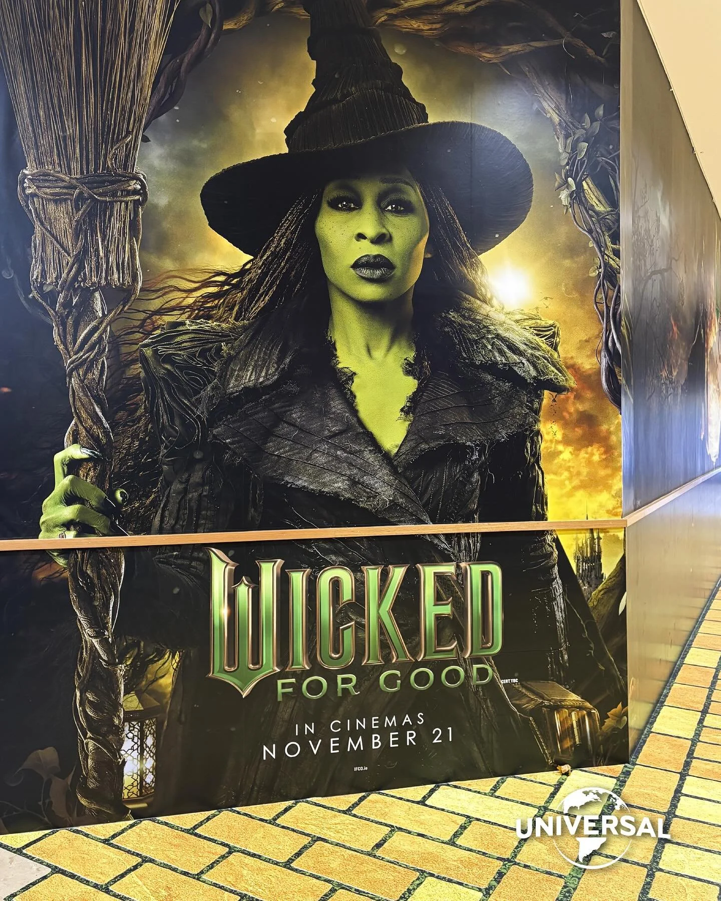 Wicked 2 🧙&zwj;♀️👸 
@universal_irl