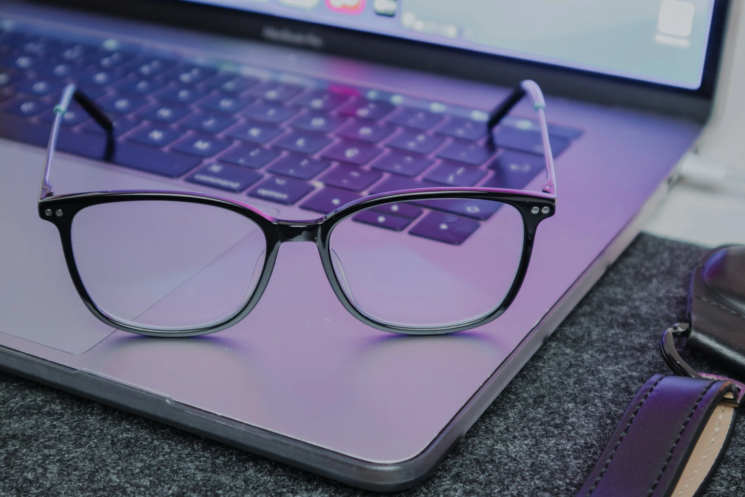 Blue Light Glasses: A Necessity in a Remote Work World