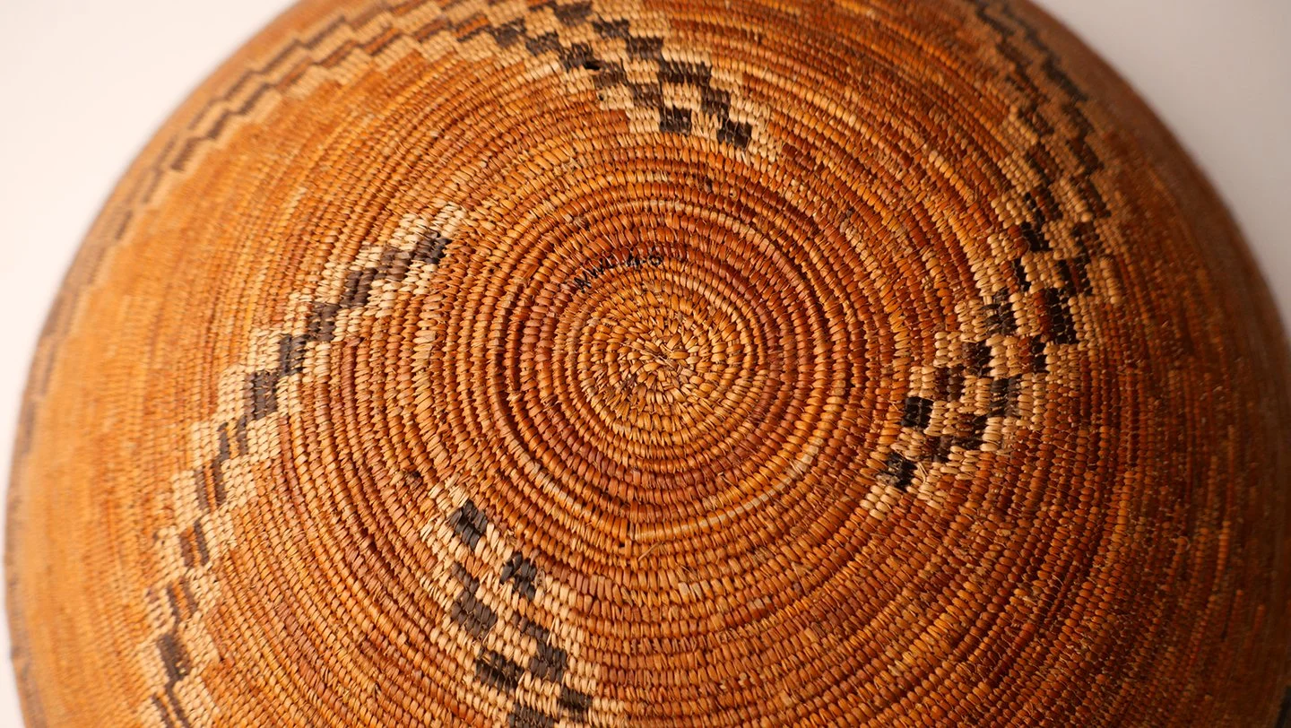 Am,NWC.46 focus base of basket.JPG
