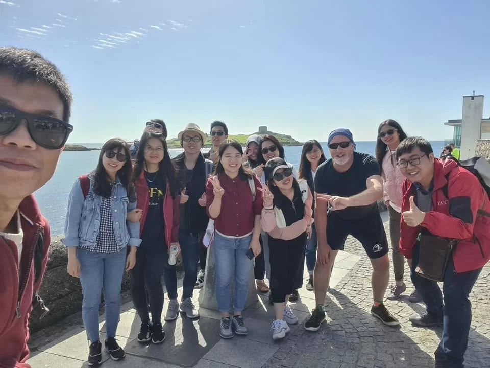 Walking tour of Dublin.jpg