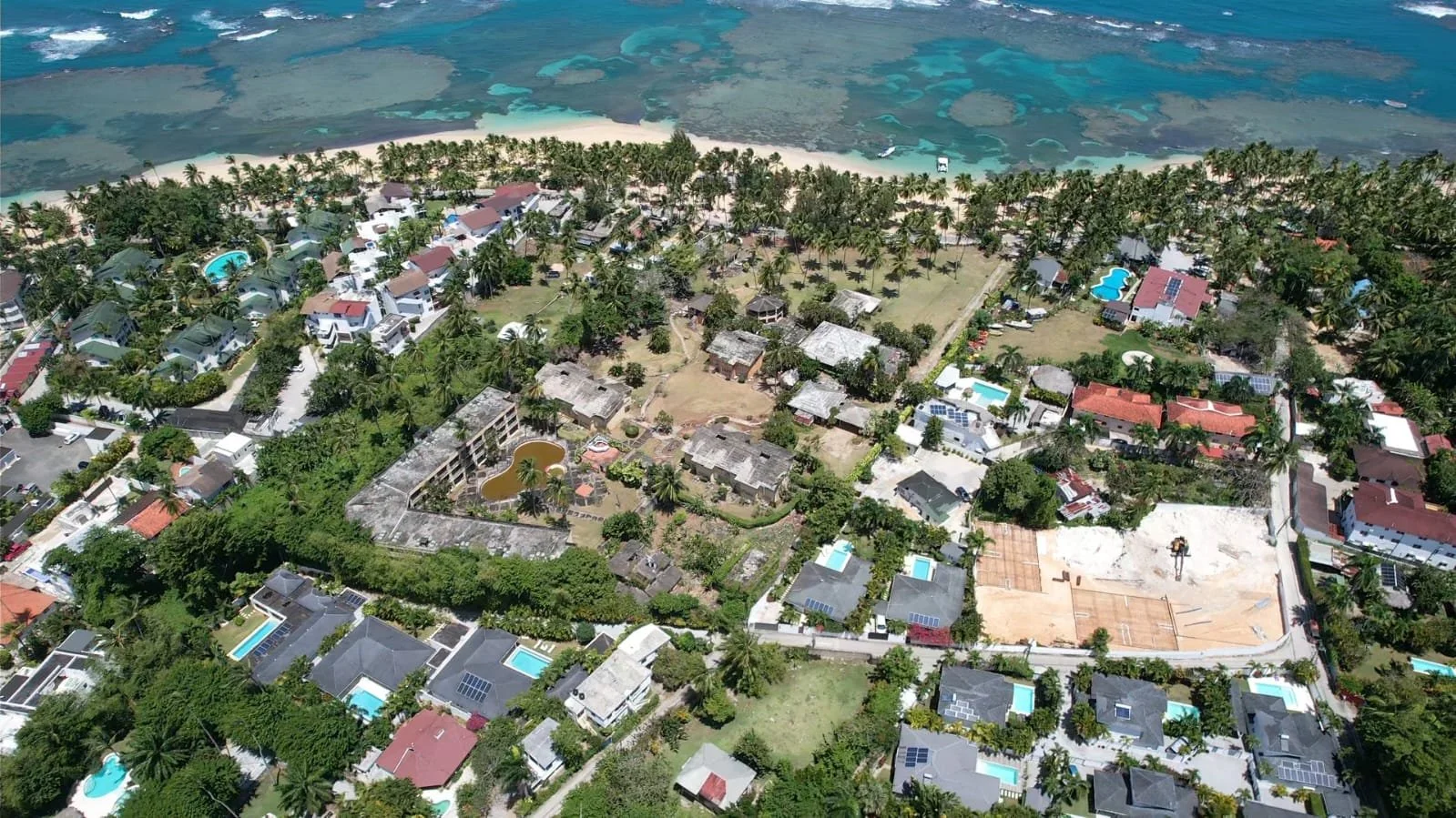 vue aérienne générale.2.jpeg