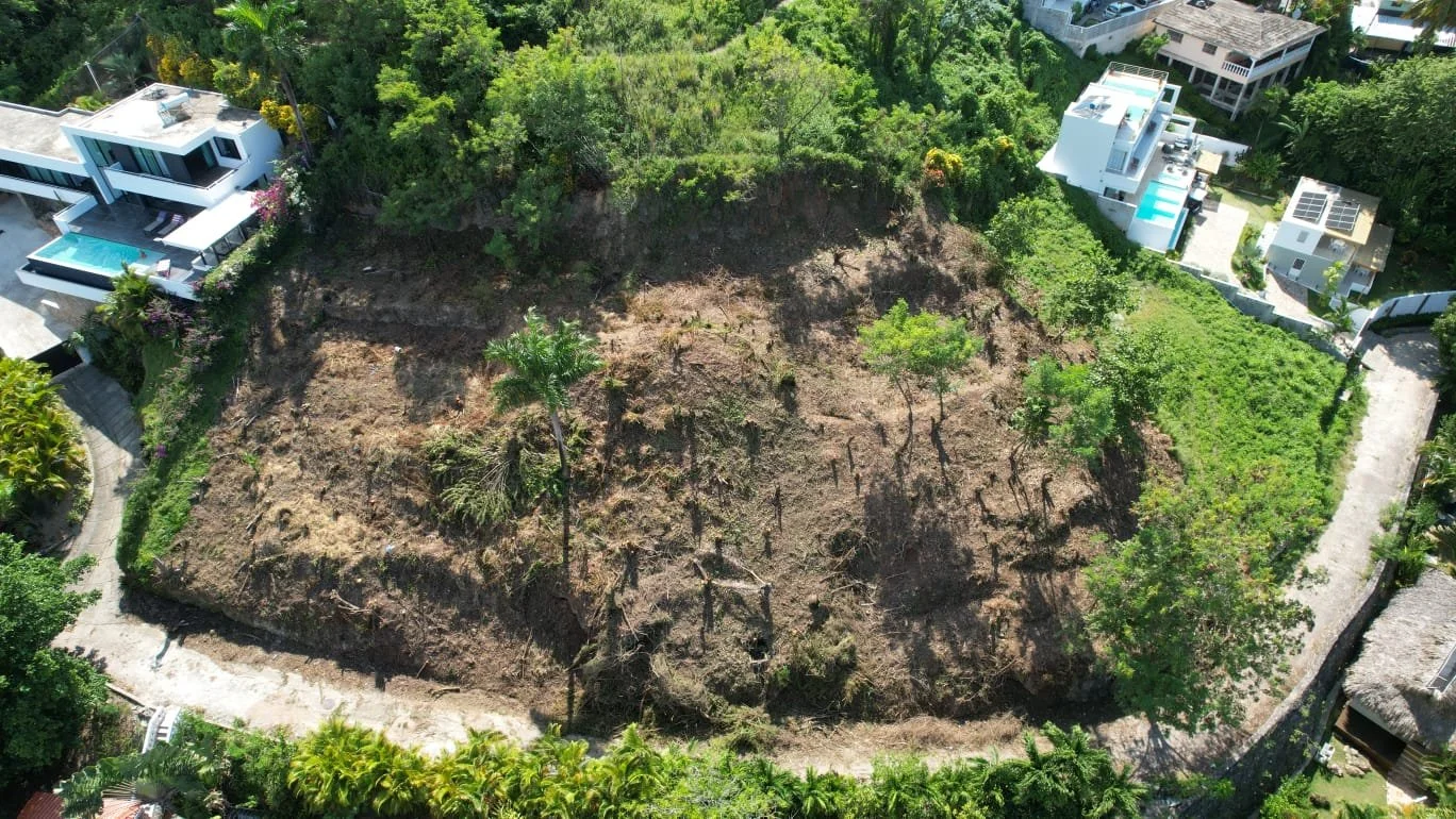 vue aérienne.1.terrain.jpeg