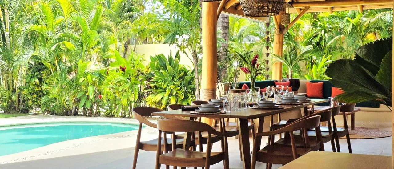 hhi - Terrasse Table.jpg