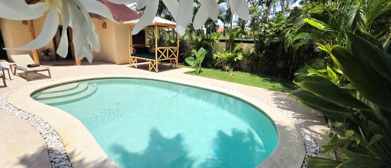 aae - a Piscina entrada.jpg