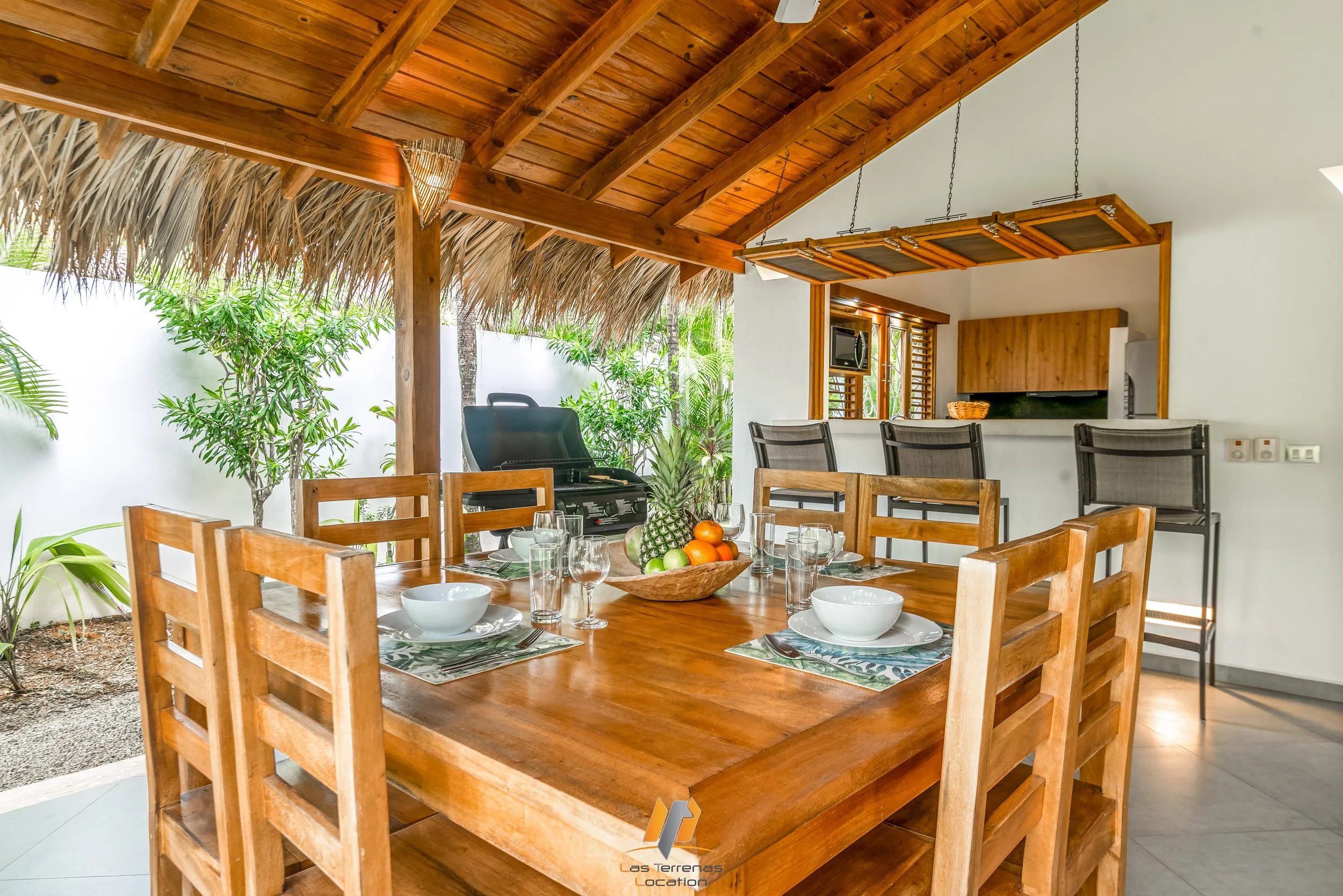 bc comedor zoom terraza.jpg