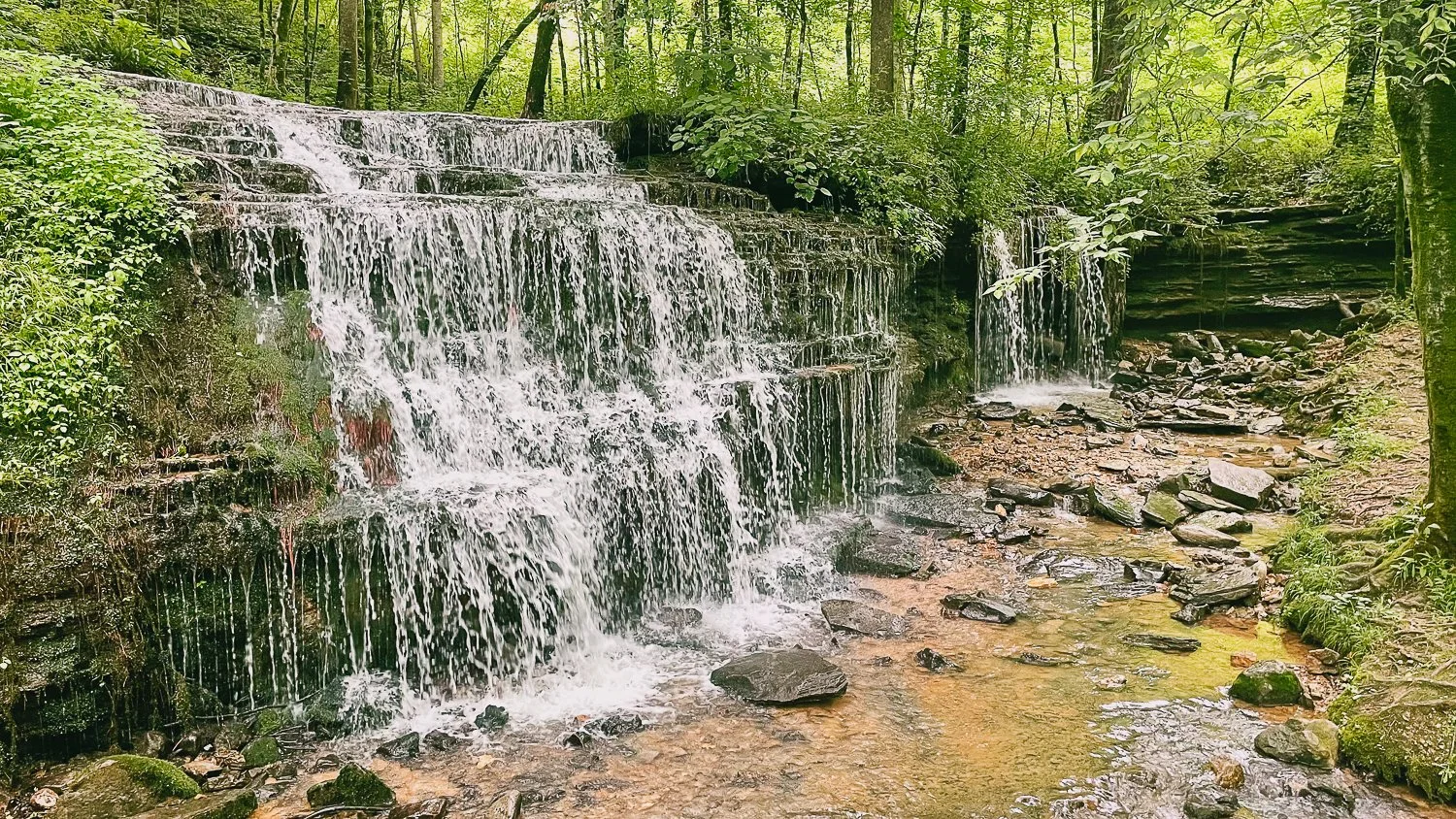 Discover City Lake Park and Waterfall in Cookeville