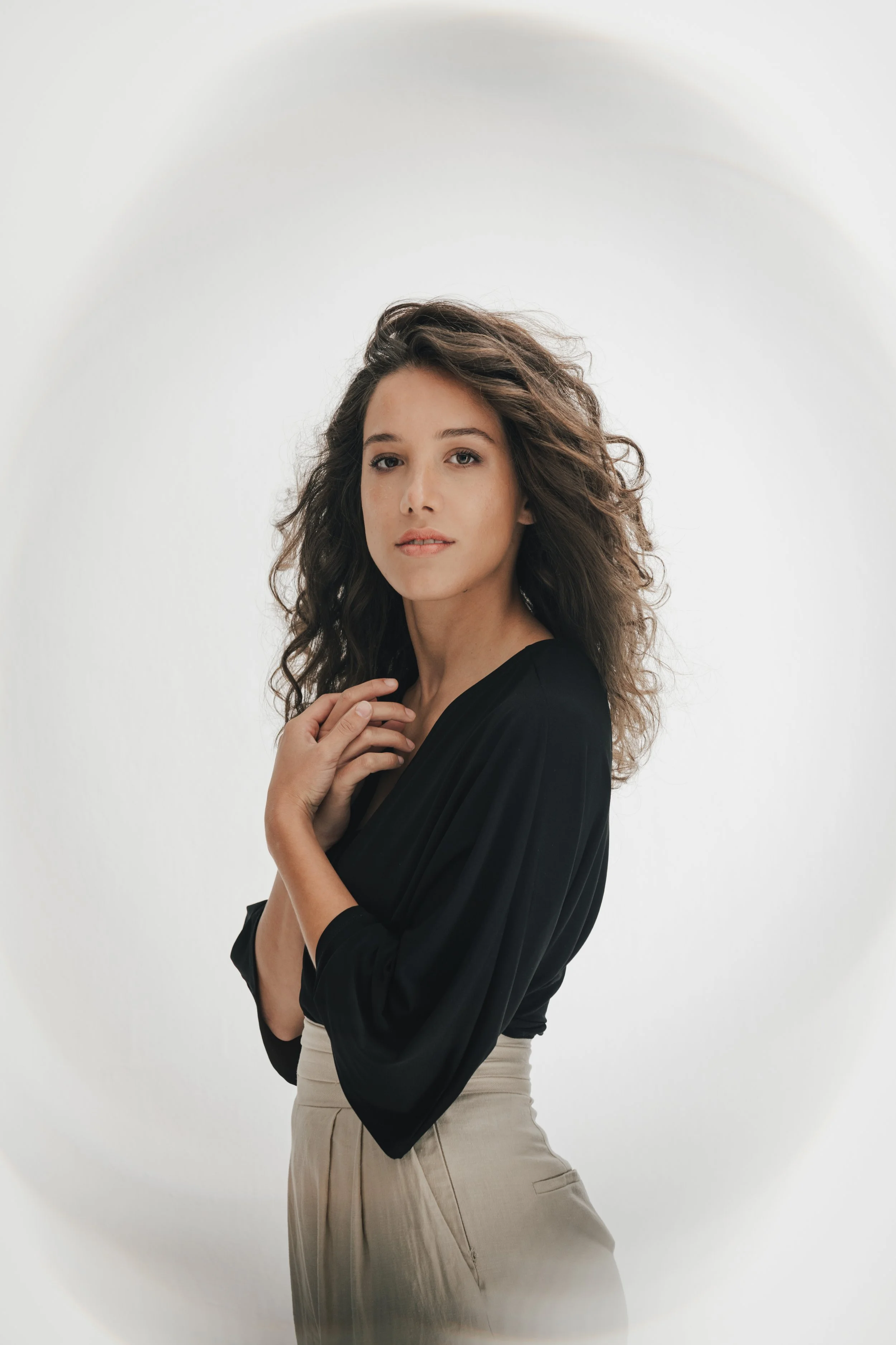 Alma_Naidu_Portrait_05_Photo_Viktoriya_Zaika.jpg