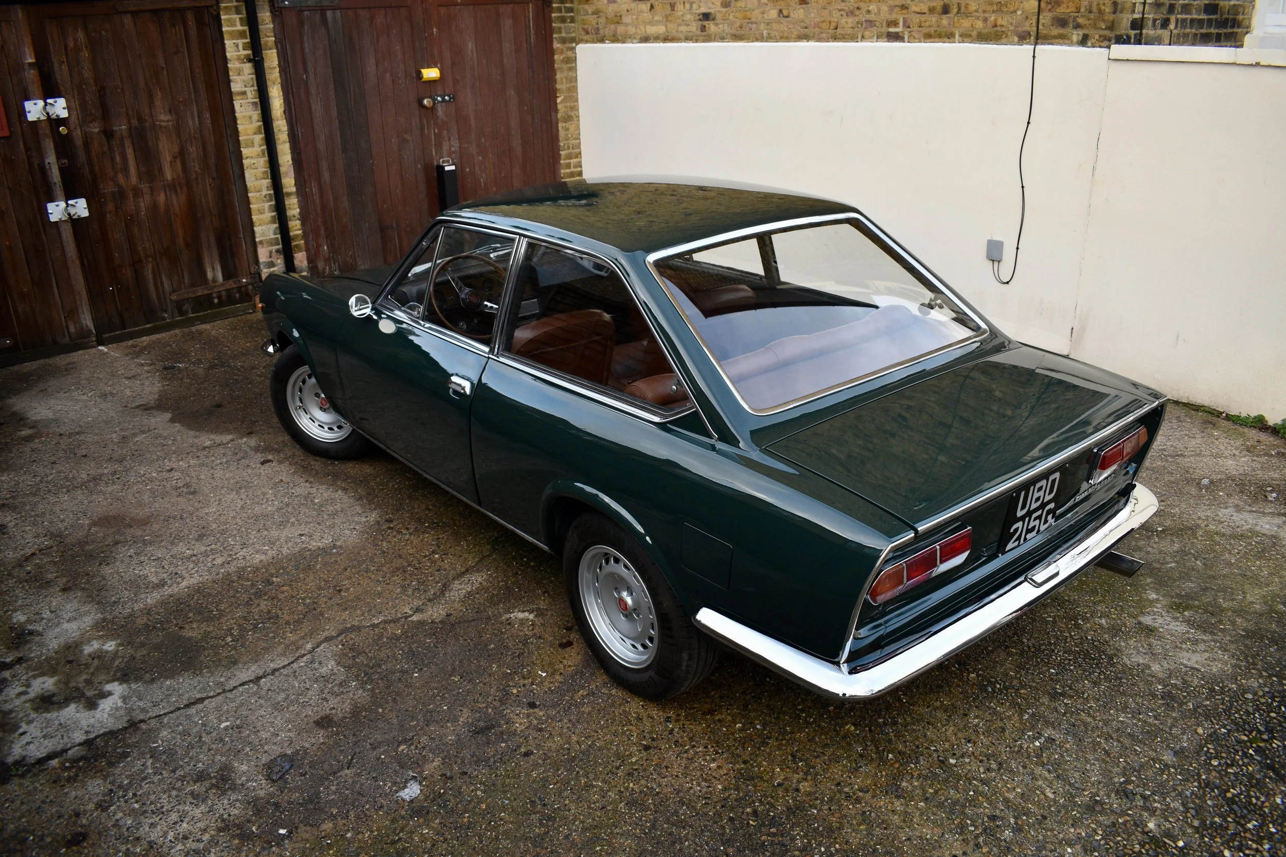 analogue-motors-fiat-124-sport-coupe-left-rear-high
