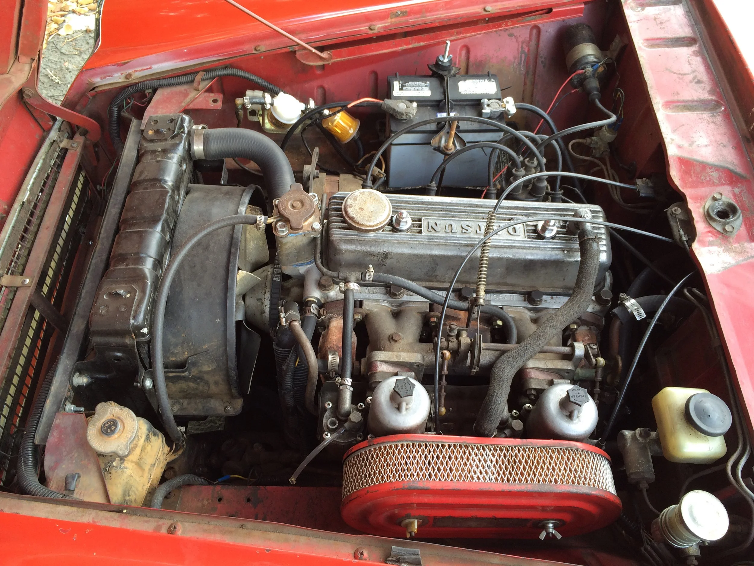 1967-datsun-1600-roadster-engine.jpg
