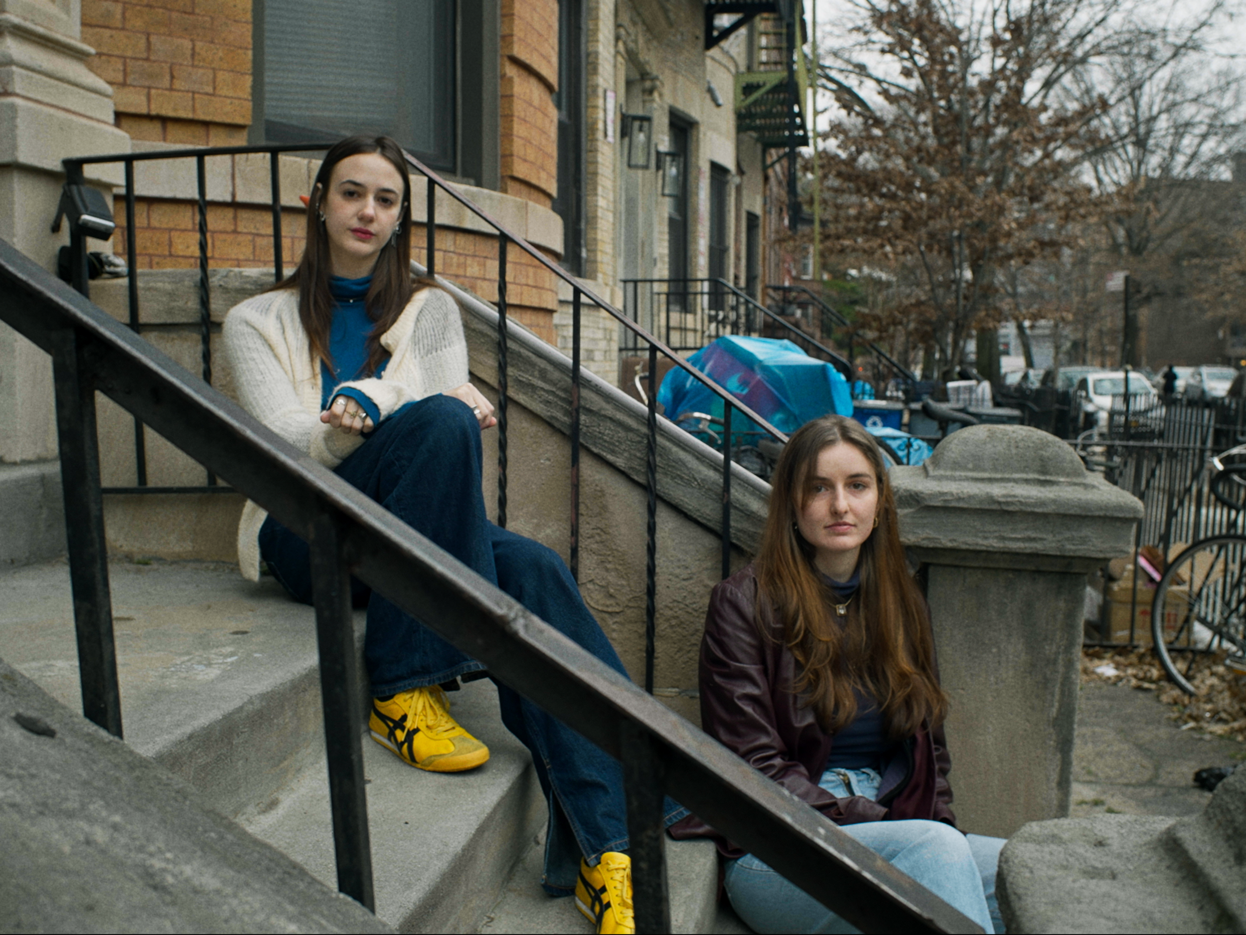 Sleepingdogs - Stoop Kid (2024, dir. Noah Mezzacappa, dp. Crispin Tan)