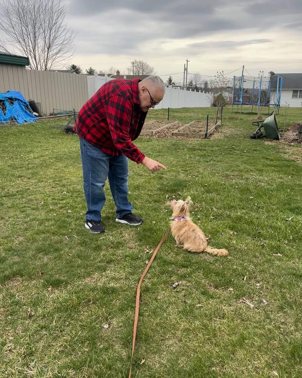 Candy&rsquo;s first time training outside and she did so great! 

We begin training and learning the commands inside in a distraction free environment. Then once we see they are confident in those commands we move outside to where there&rsquo;s more 