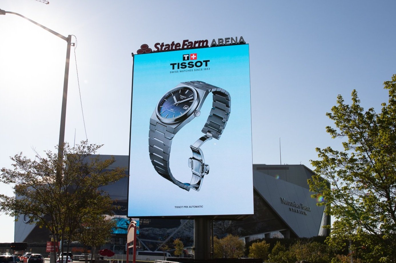 Atlanta Hawks: Outdoor Signage