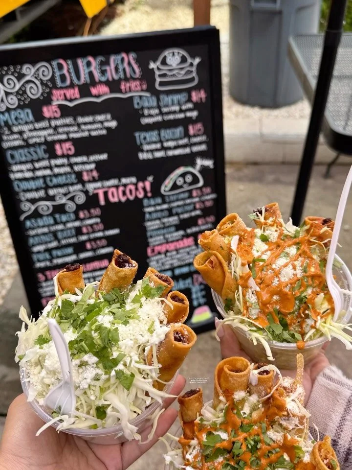 Have you ever had our Famous and unique Flautas ? We have chicken, potatoes or chorizo with potatoes! Cu&aacute;l es tu Favorito? 😍 

#flautasdepollo #yelllowfoodtruck #schoolbusfoodtruck #foodtruck #bestflautas