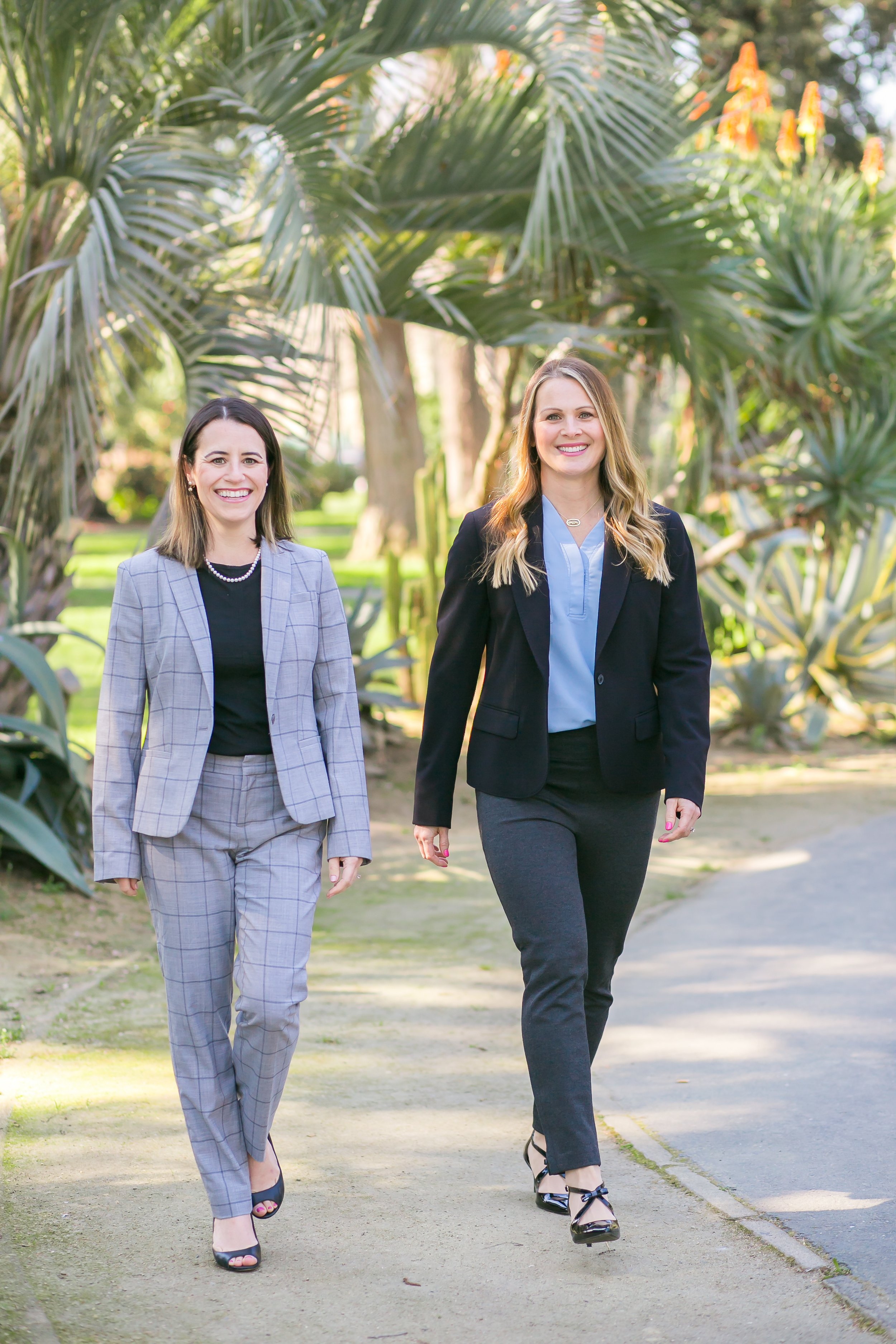 Creative and professional headshots for professional business. Action shots of business. Outdoor headshots, corporate headshots professional. Granite Bay, Roseville, Lincoln, Rocklin, Auburn, Folsom, Sacramento.
