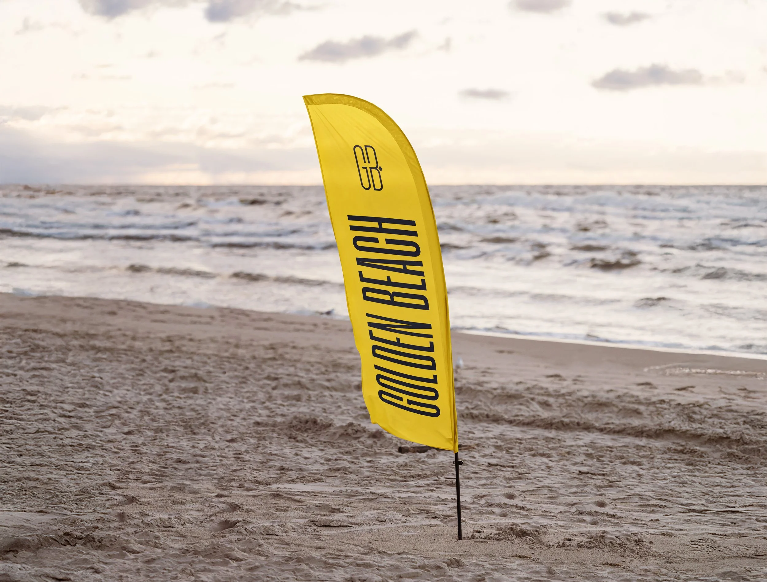 Mockup - Golden Beach Beach Flag.jpg