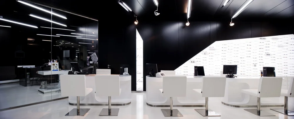 OPTICAL STORE IN GRAÇA