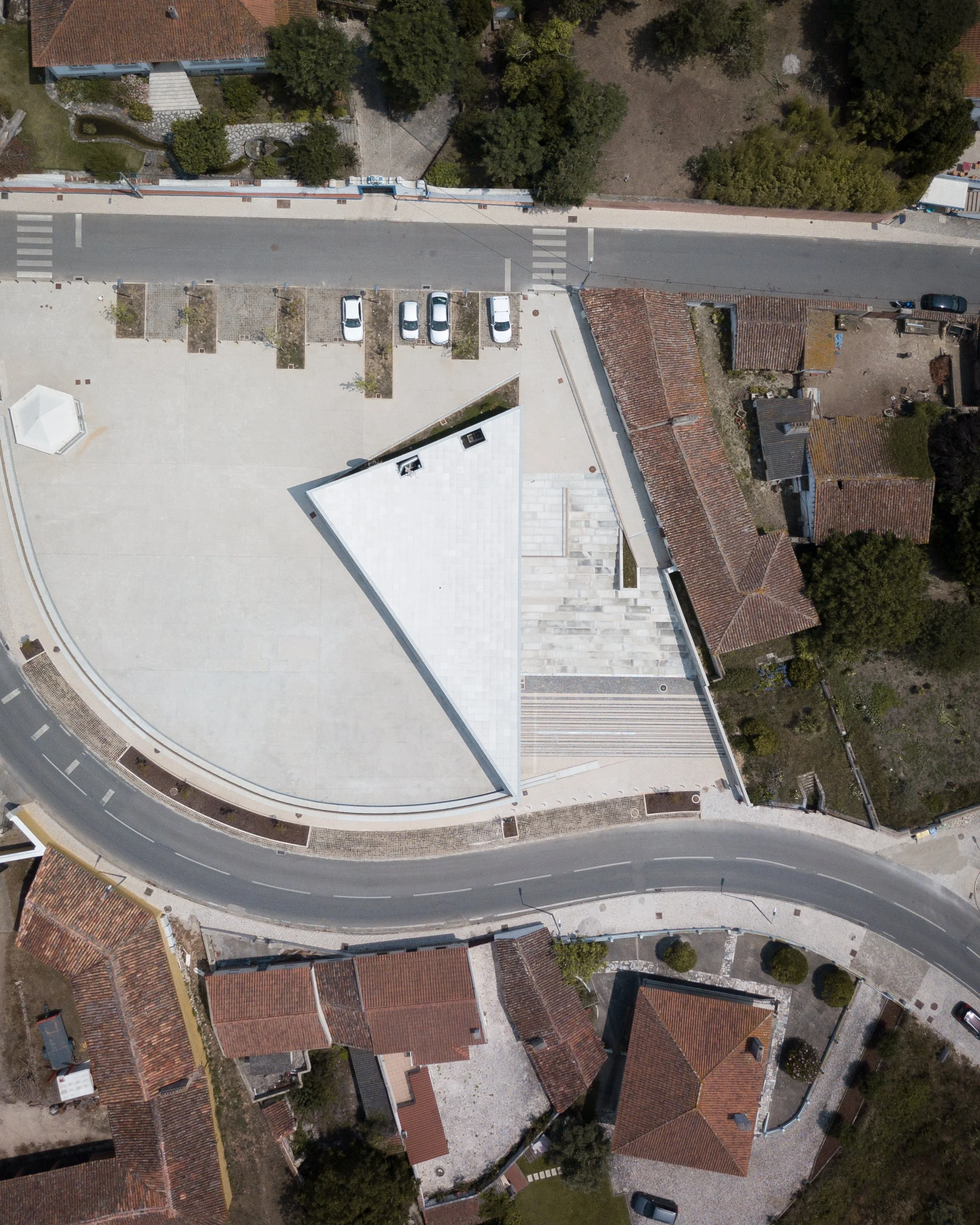 CULTURAL CENTRE IN GAEIRAS