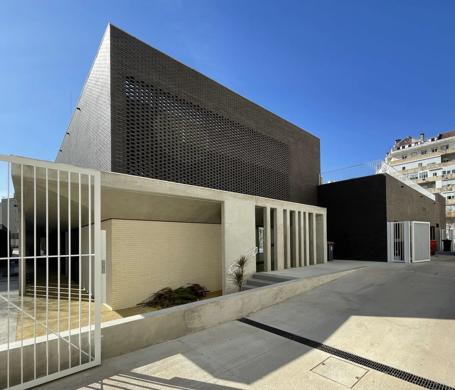 fachada 2.jpg