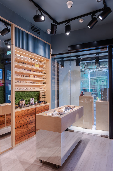 OPTICAL STORE IN GRAÇA II
