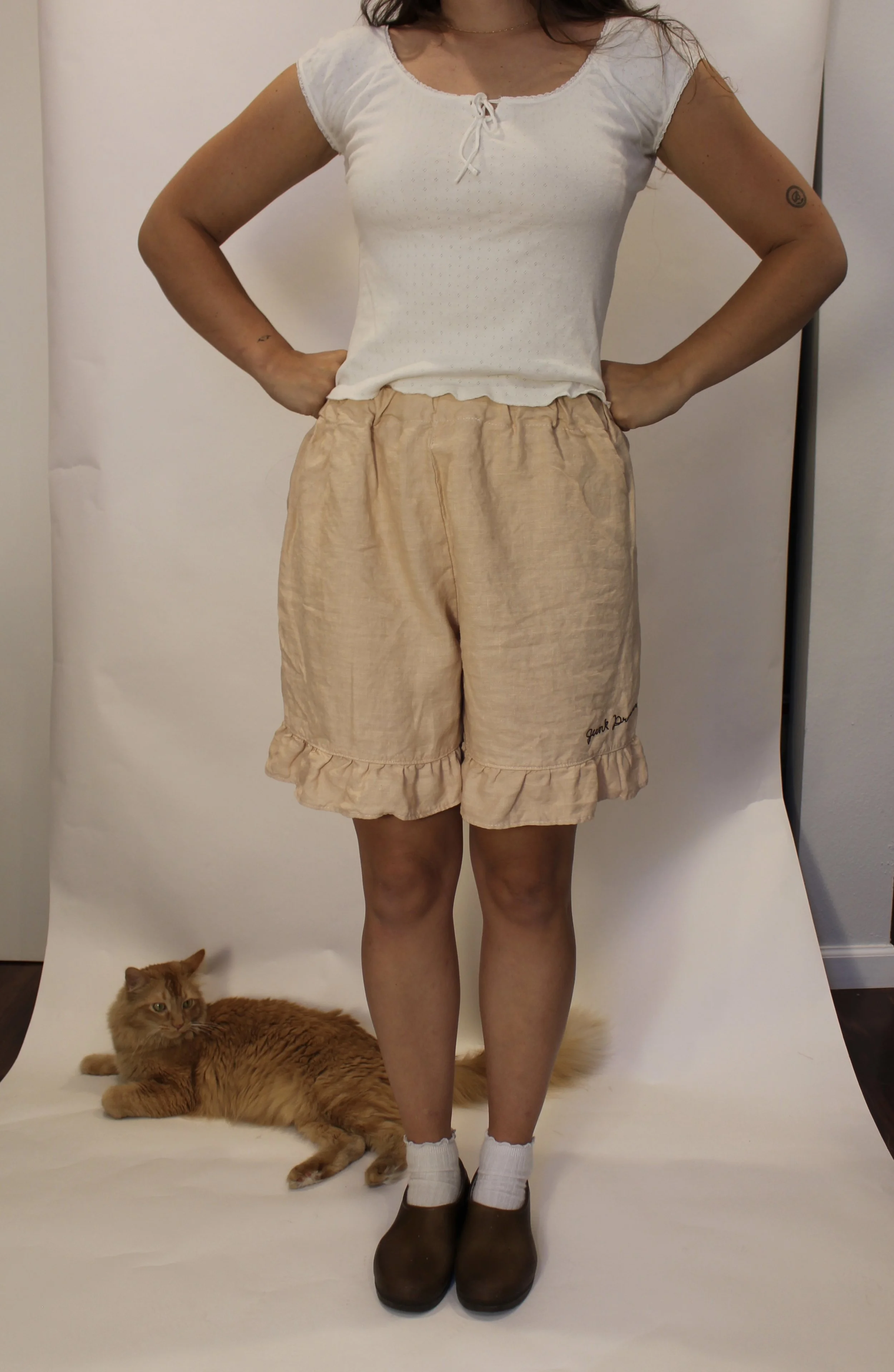 flutter shorts | light pink