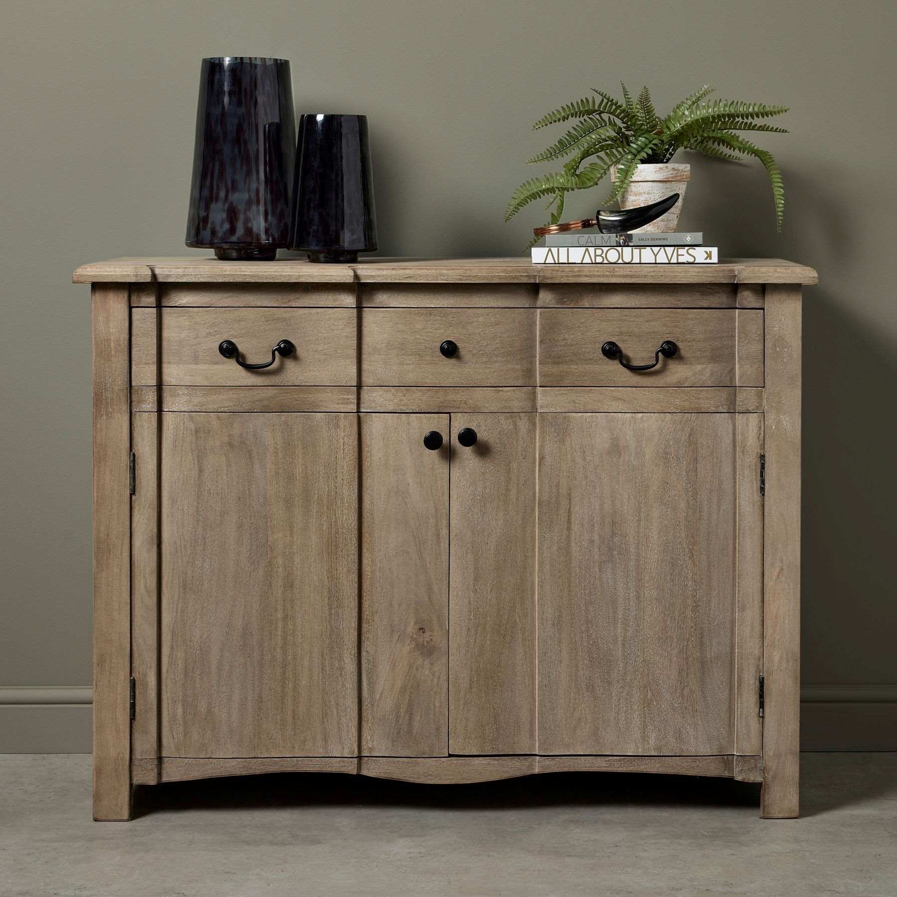 22681-Copgrove-Collection-1-Drawer-2-Door-Sideboard-5.jpg