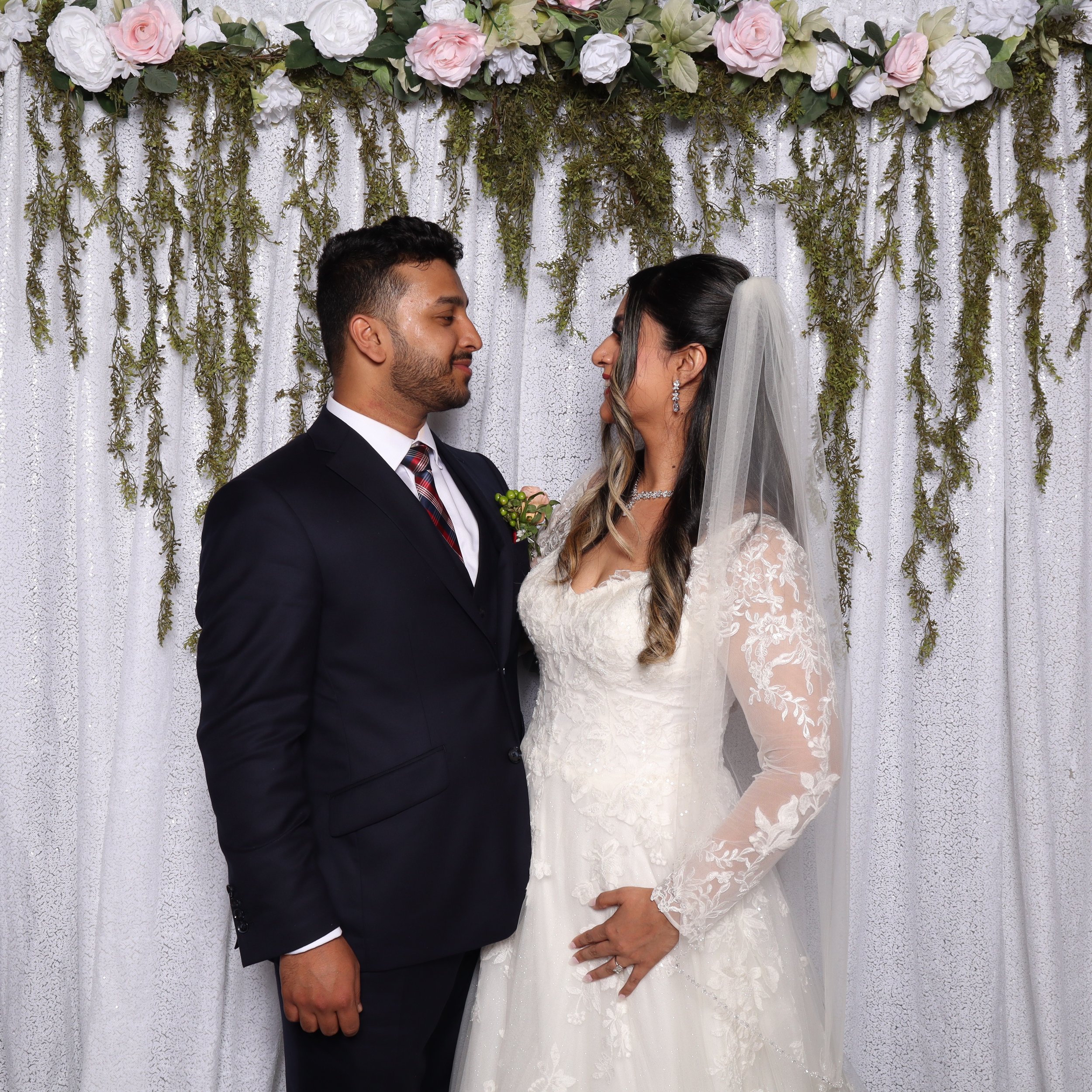 Samaa and Ishmam Live Gallery