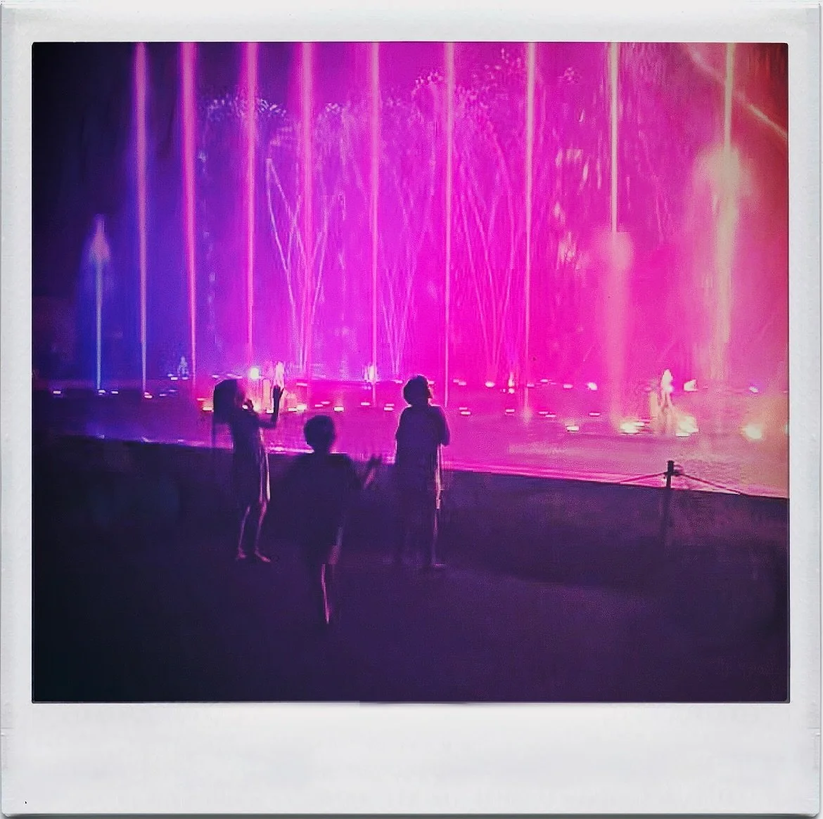 summer nights 🩷💜🖤