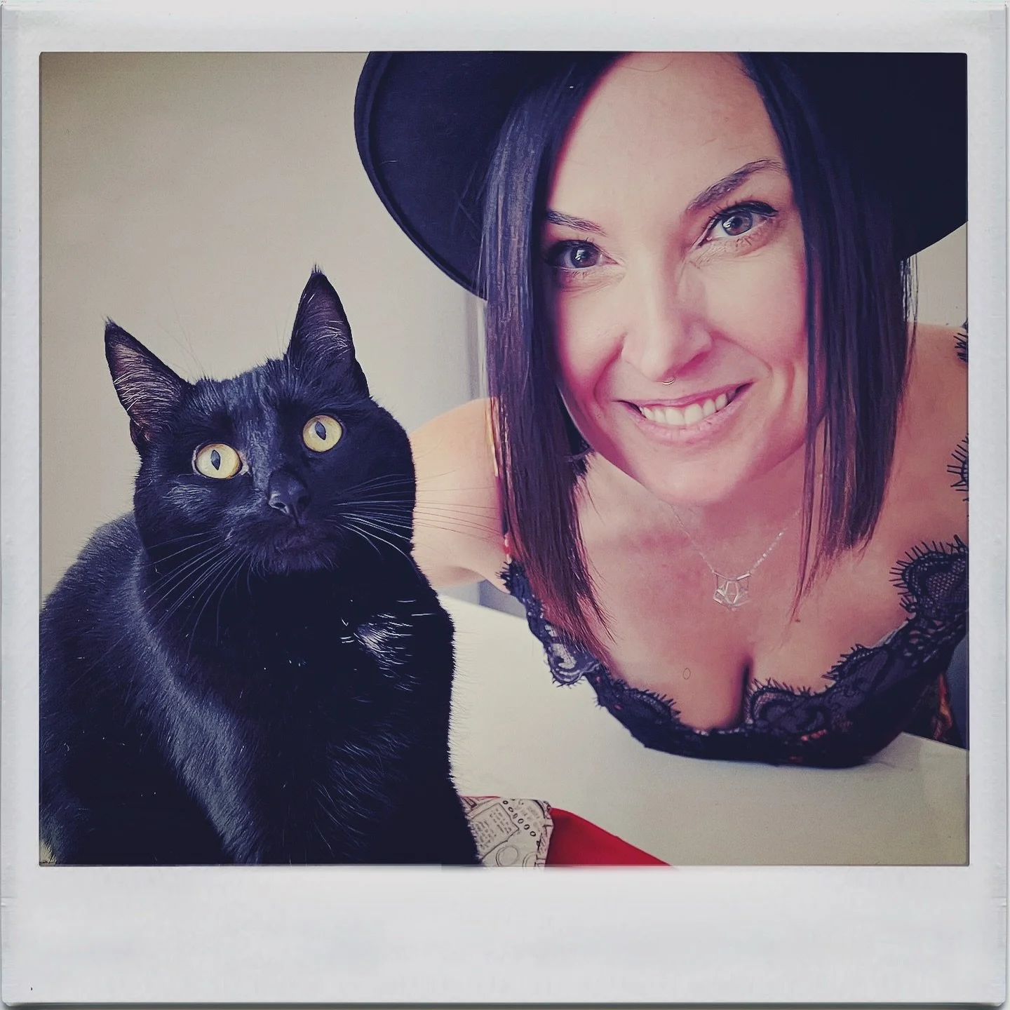 It&rsquo;s witch season 🖤🐈&zwj;⬛