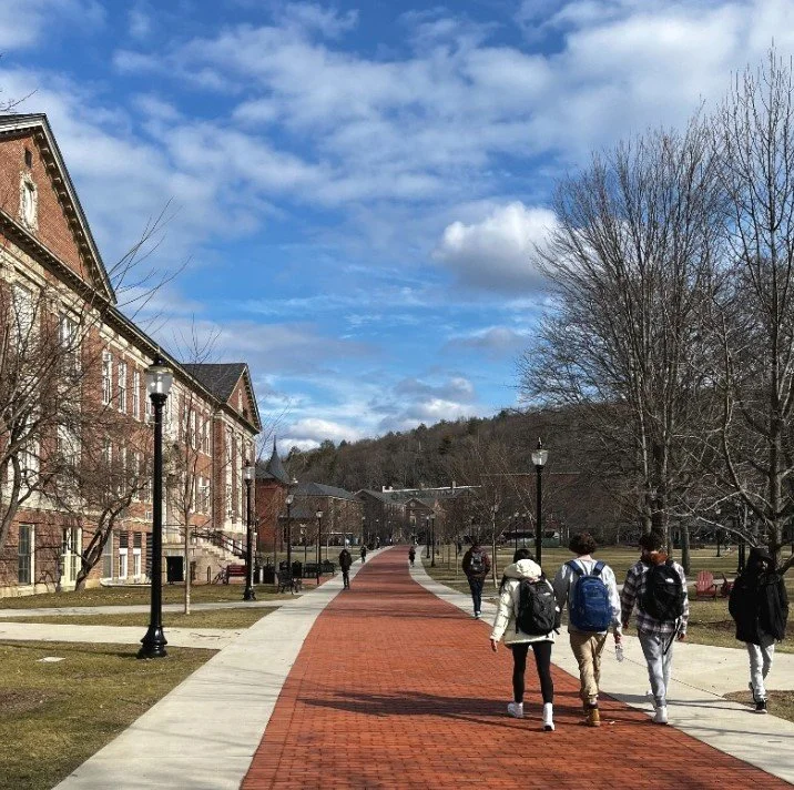 Welcome back, #UMassAmherst! Happy first day of classes for Spring 2023 π