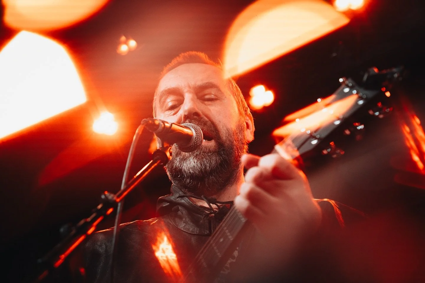 Suite de cette s&eacute;rie sur le groupe @naheulband !
&bull;
&bull;
&bull;
&bull;
&bull;
#concert #alhambraparis #live #rocknroll #edit