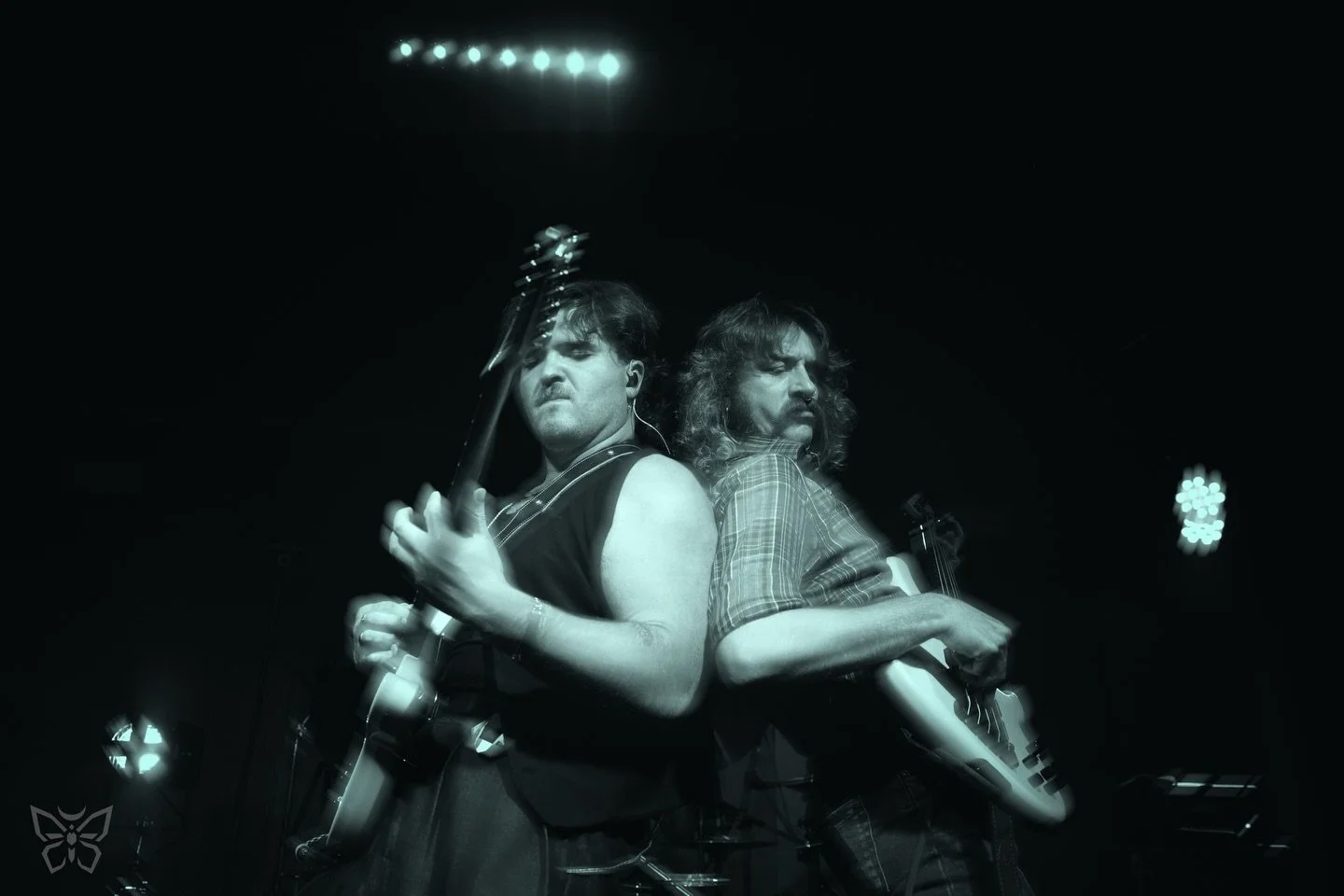 Deuxi&egrave;me partie de la s&eacute;rie sur @highfademusic lors de leur passage au @lesucrelyon !!
&bull;
&bull;
&bull;
#highfade #concert #live #funk #concerts