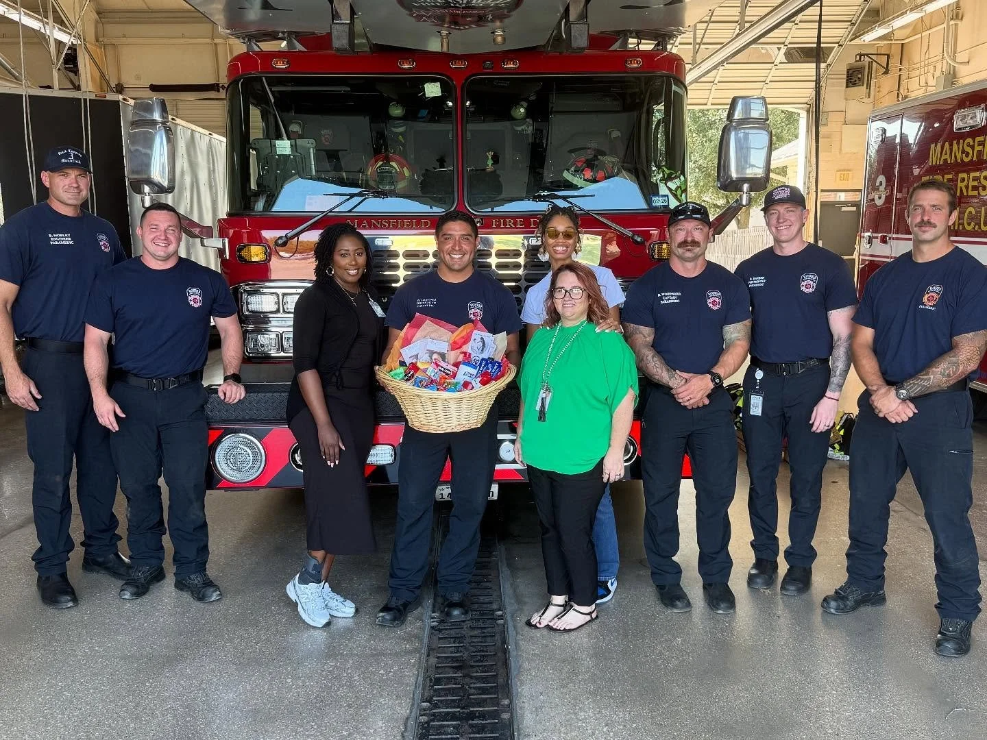 HAPPY EMERGENCY SERVICES DAY! 🔥🚒
PC Home Health 🫶🏼 and MaxServe Hospice had a blast delivering snack baskets, water and Gatorade to some fire stations around the DFW Metroplex! ❤️
We loved being able to show love and support to our firefighters