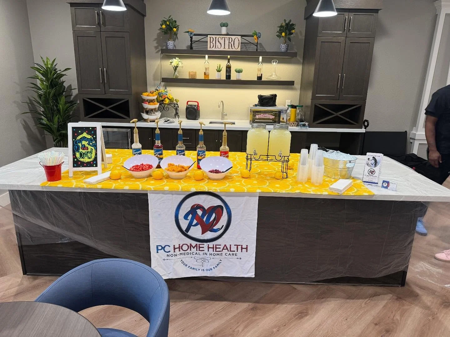 Nothing like a “Thirsty Thursday” Party to get us going! ❤️
PC Home Health 🫶🏼 had a blast with @WalnutCreekAssistedLiving handing ur refreshing drinks to our friends there! 💙
They had an absolute blast and we loved being able to part