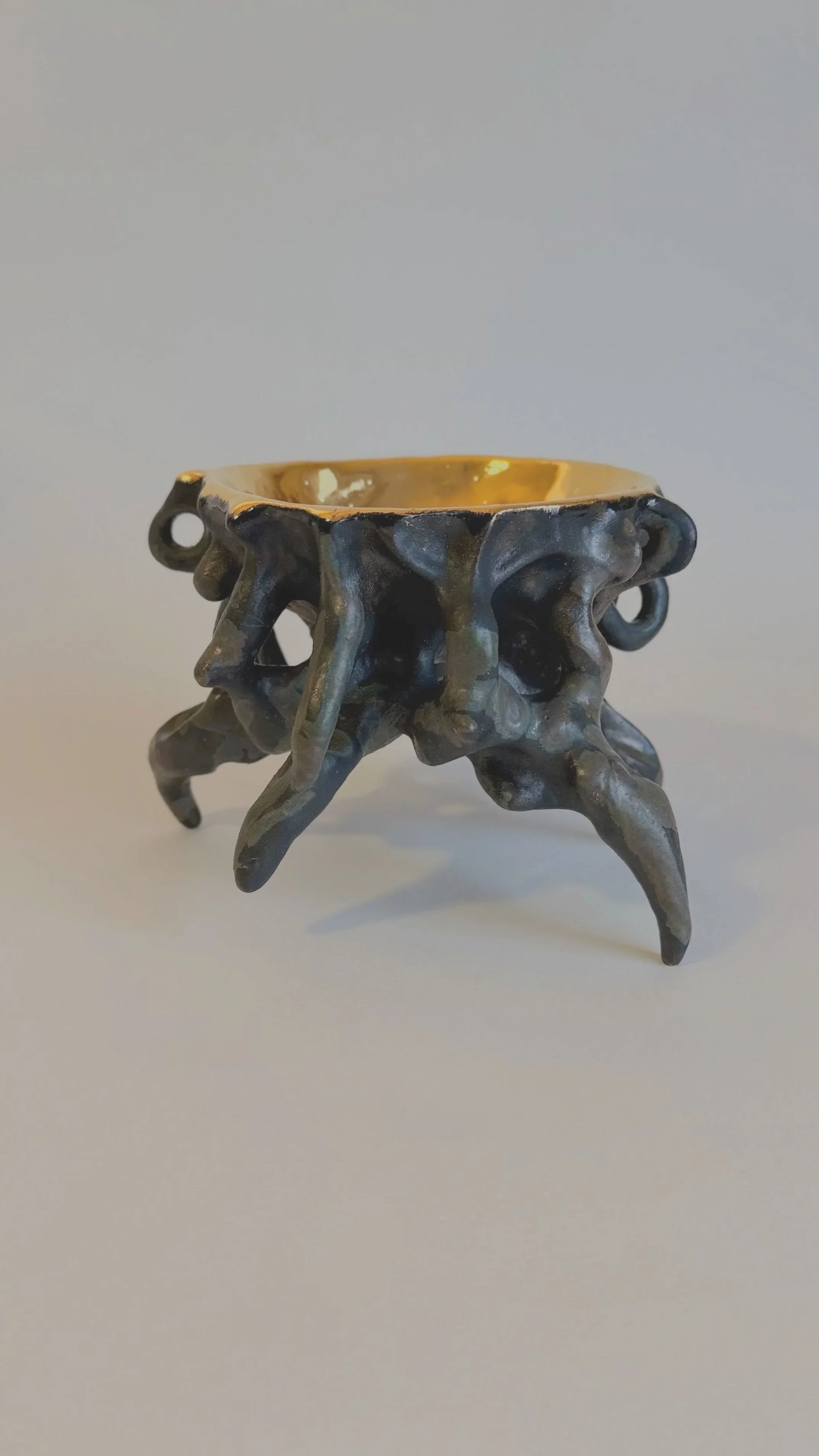 Arachnid bowl - Neptunian bowls series, 2026. Stoneware - 13 x 23 x 19 cm