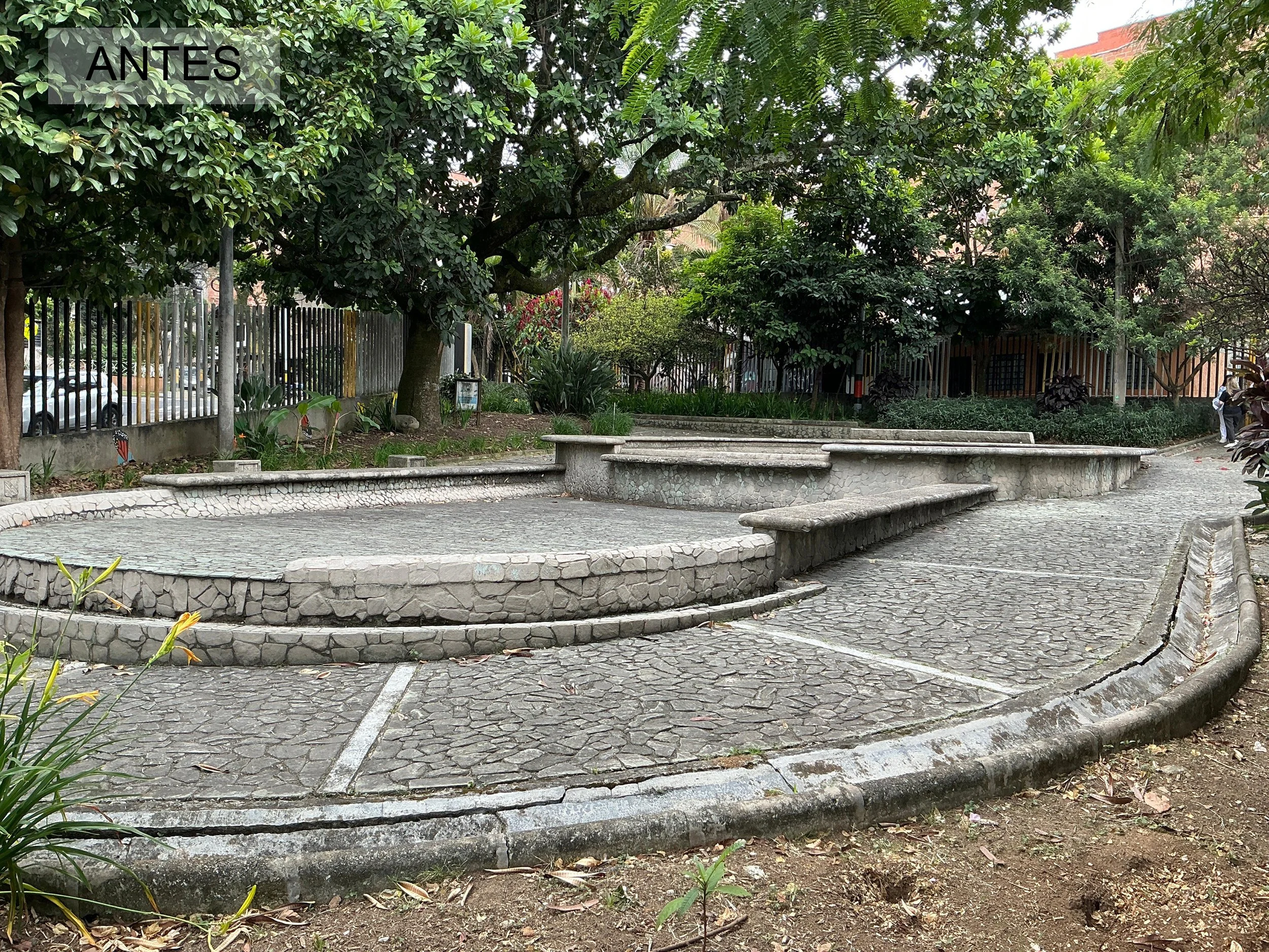 Imagen en sitio antes de la intervención del parque de las Ilusiones