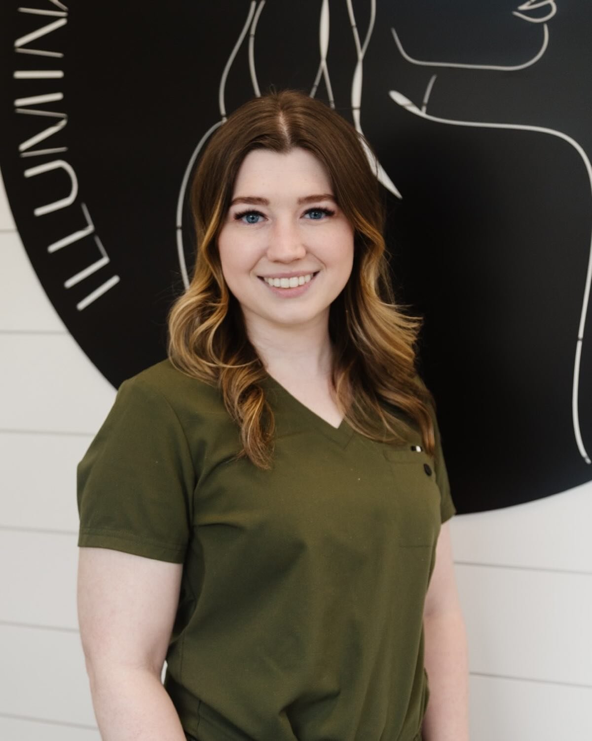 Happy Birthday to our Brittney @utah_esthetics! We are so happy to have you here at Illuminate and are so excited that you&rsquo;ve joined us more full time! 🥰🎉