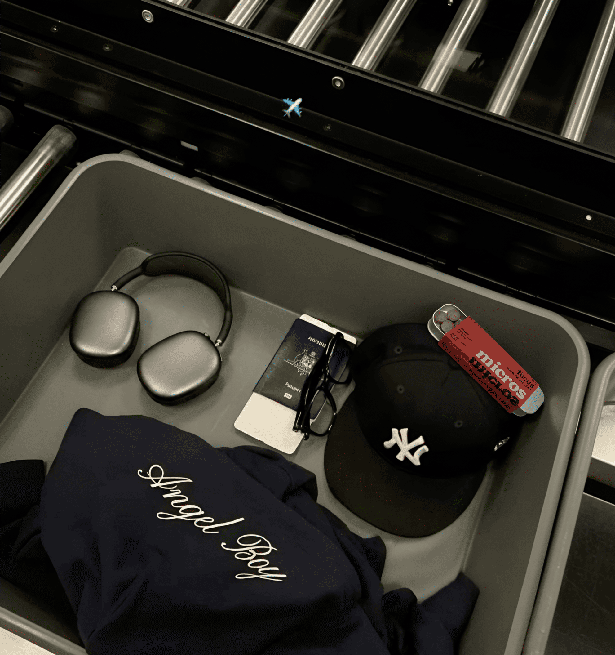 airport lyfestyle_focus_less mints.png