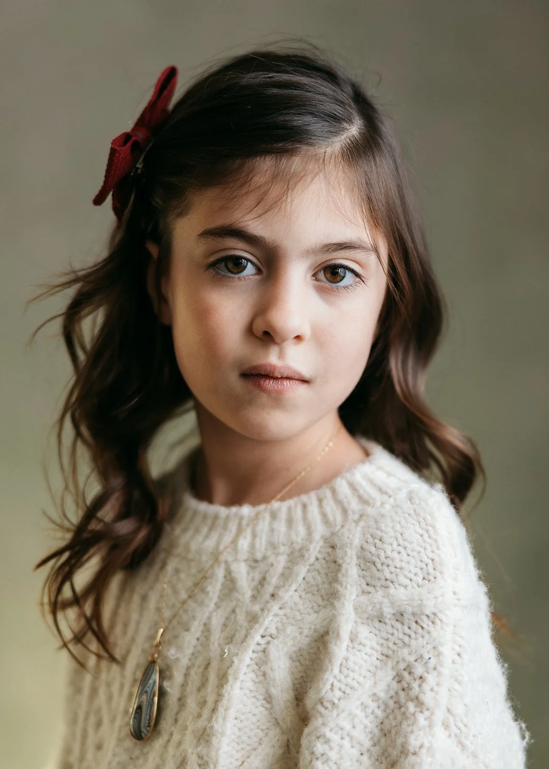 Let's talk about mini sessions real quick.

First things first, they are 20 minutes long. I know that doesn't seem like a long time but it's just the right amount of time to get a variety of poses and not stress out the kids. 

Kenny is crazy fast an