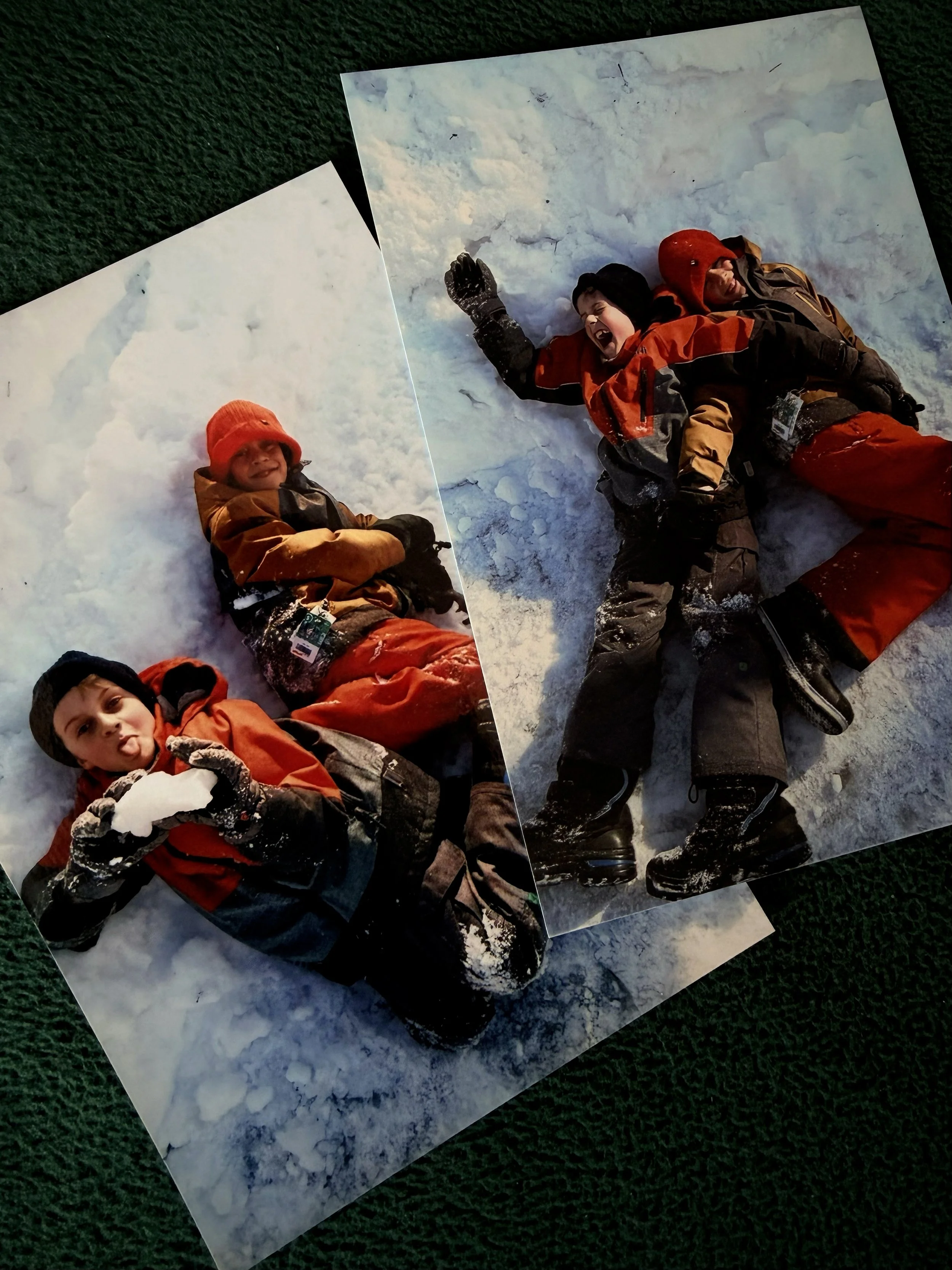 Lumica printed photos disposable camera film retro analog app simulation instant 35mm grainy lo-fi nostalgia 90s Y2K intentional distraction-free roll-based offline creative.