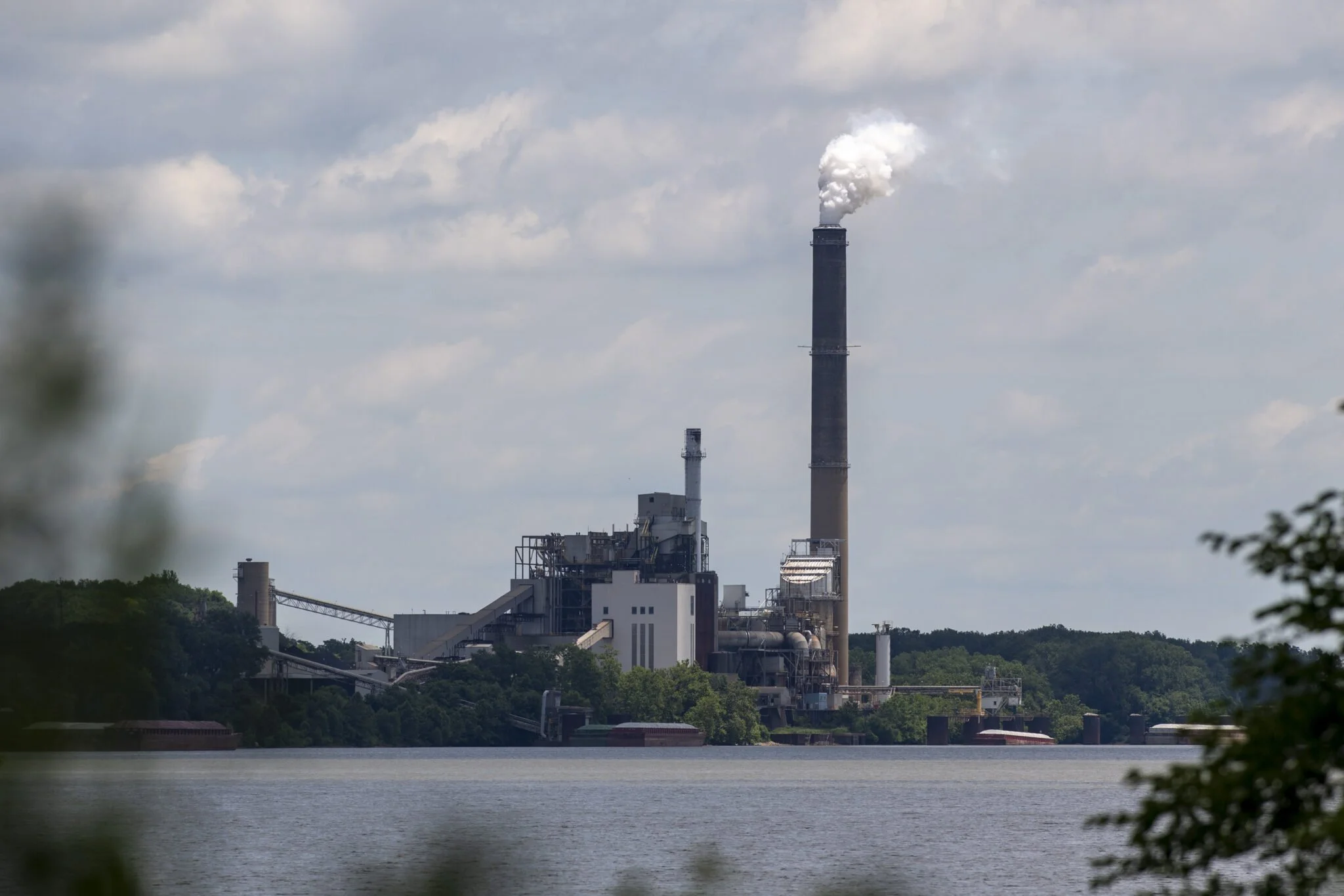Utilities warn of soaring costs related to Trump order for Indiana coal plants to stay open