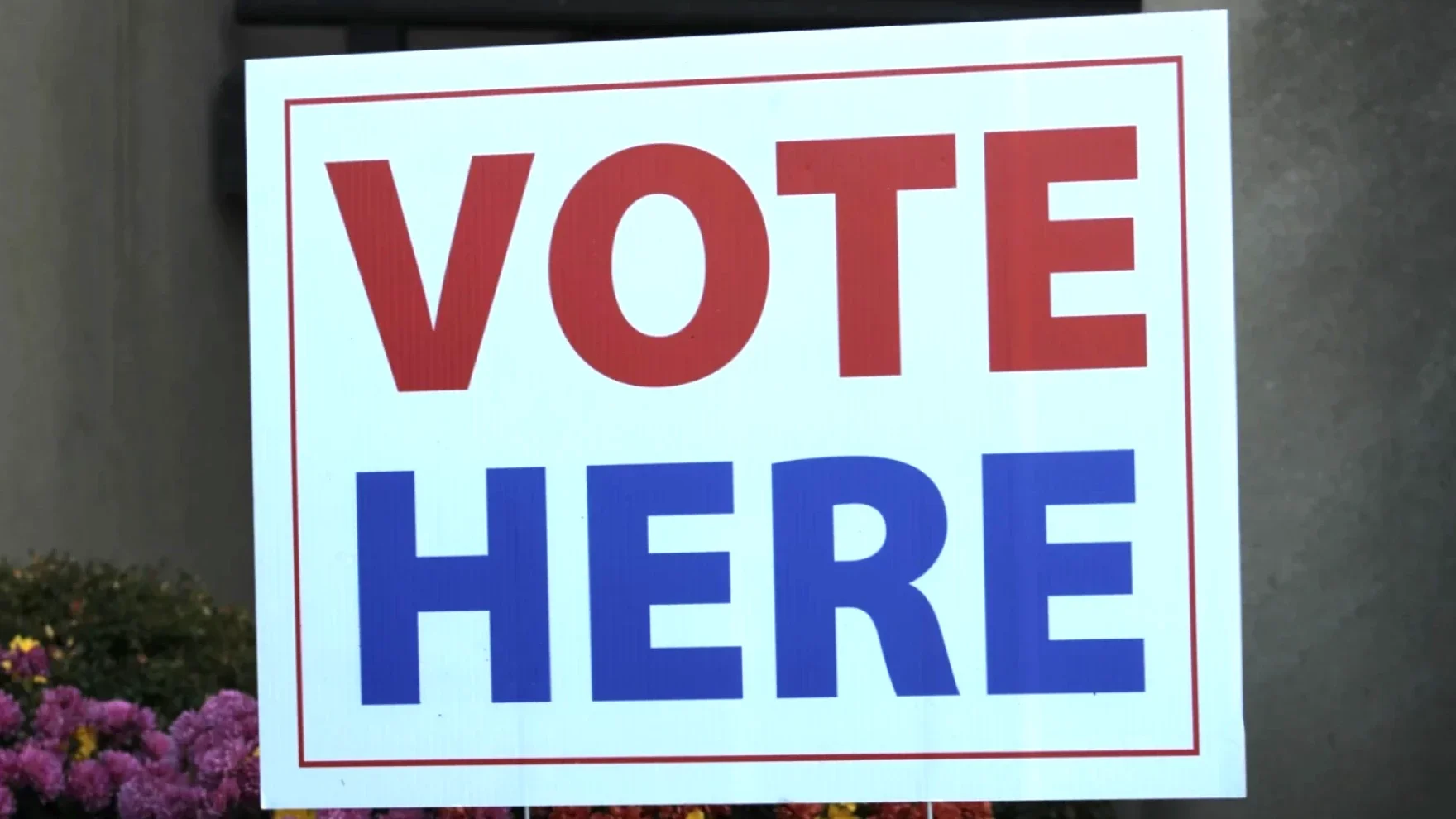 Student IDs can be used to vote in Indiana, federal judge rules