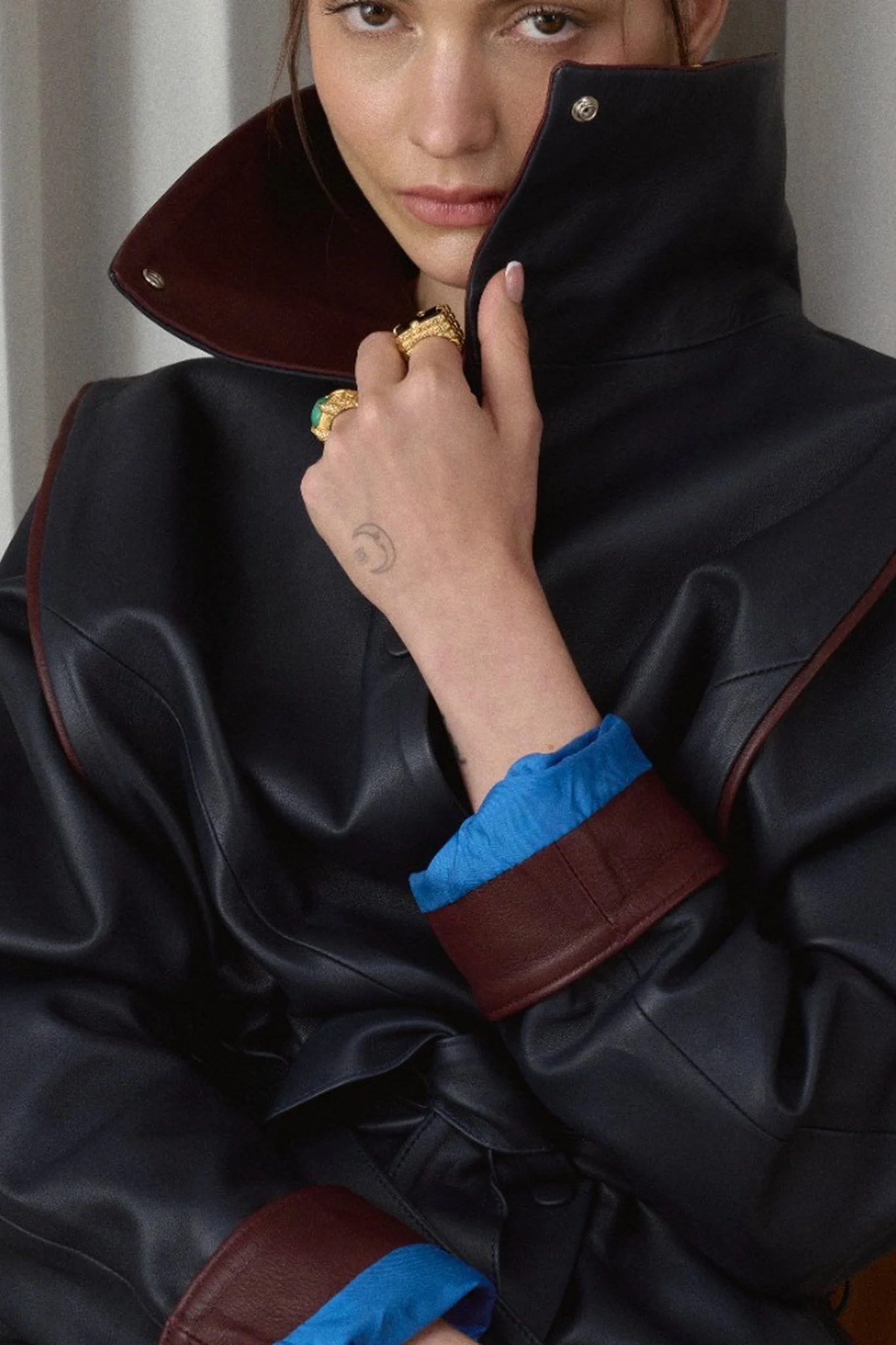 05_Carol_Jacket_Navy_Red_Wine_Detail.jpg