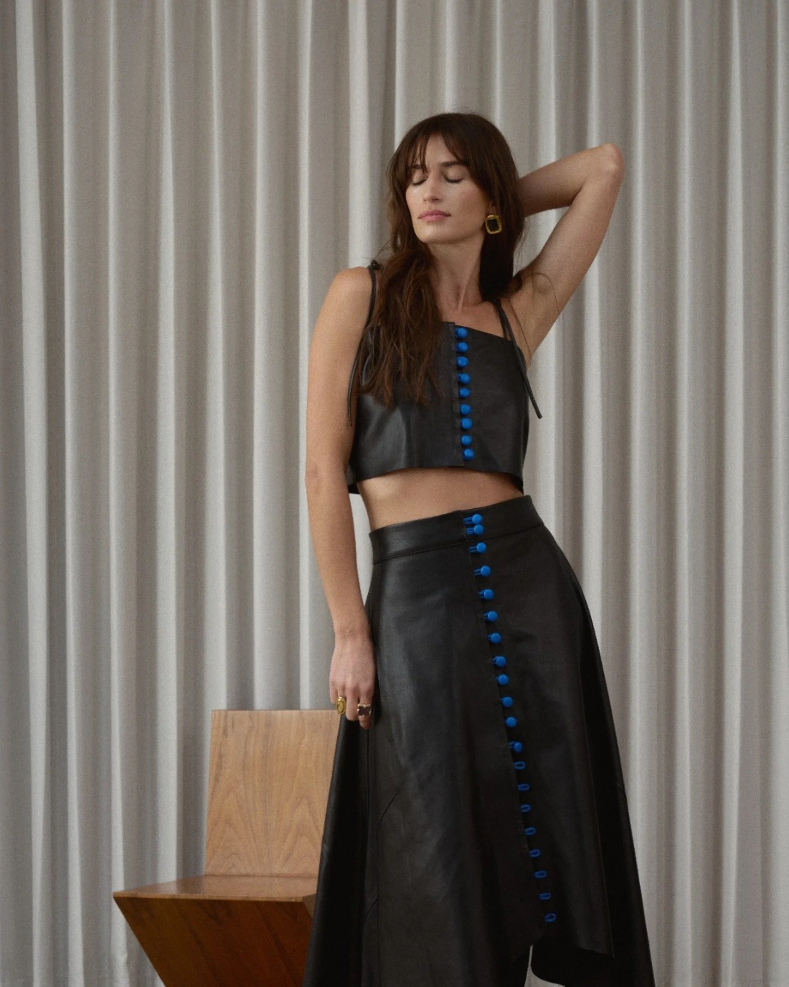 01_Judy_Top_Black_Blue_Editorial_Crop.jpg